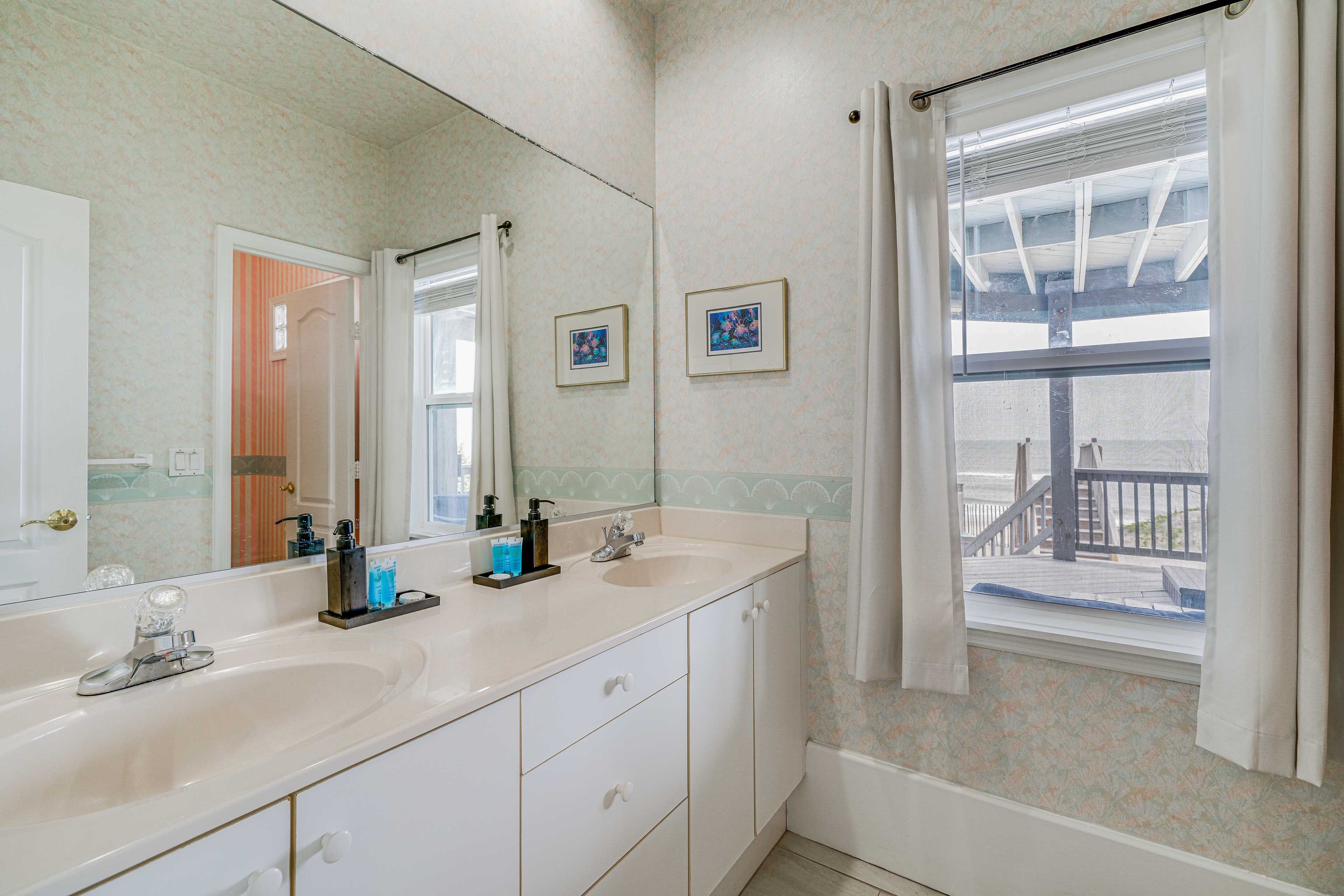 Full Bathroom