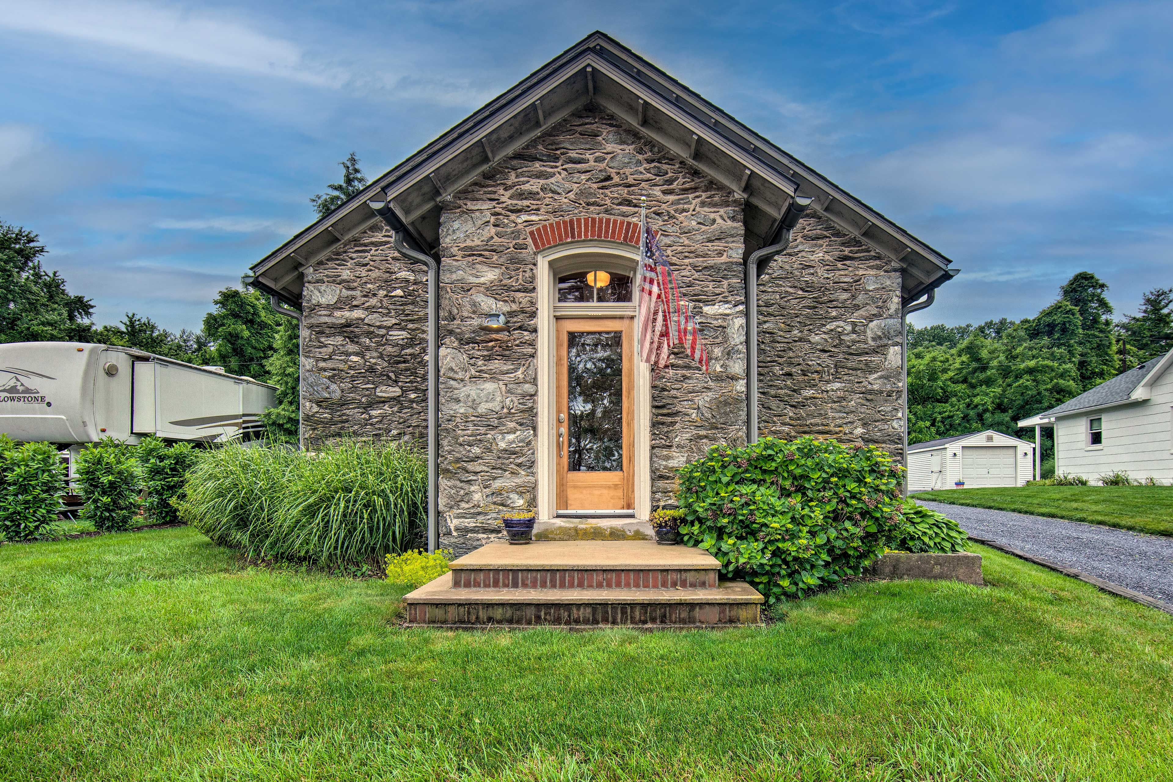 Wrightsville Vacation Rental | 2BR | 1BA | 1,150 Sq Ft | Single-Story Cottage