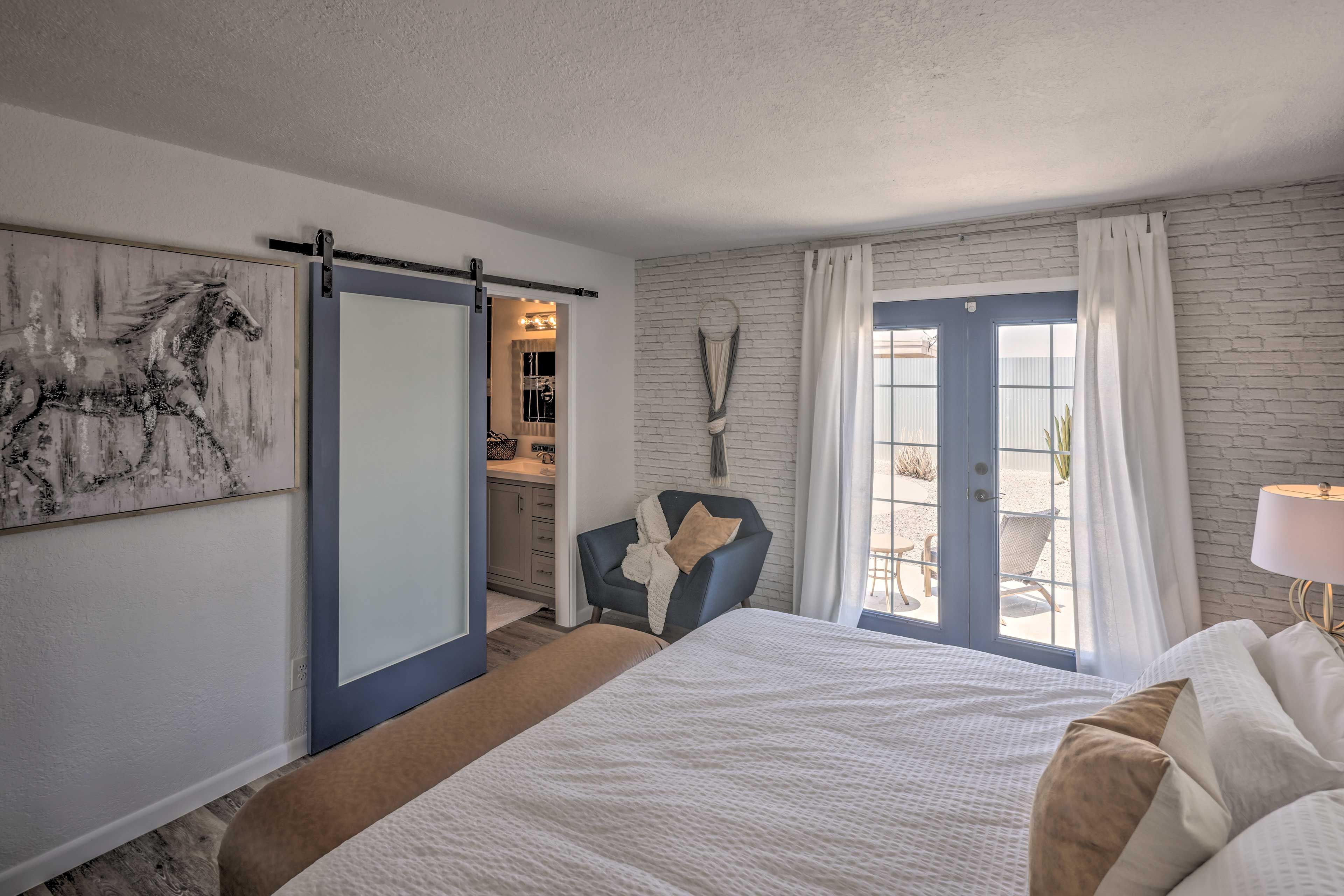 Bedroom 1 | Smart TV | En-Suite Bathroom