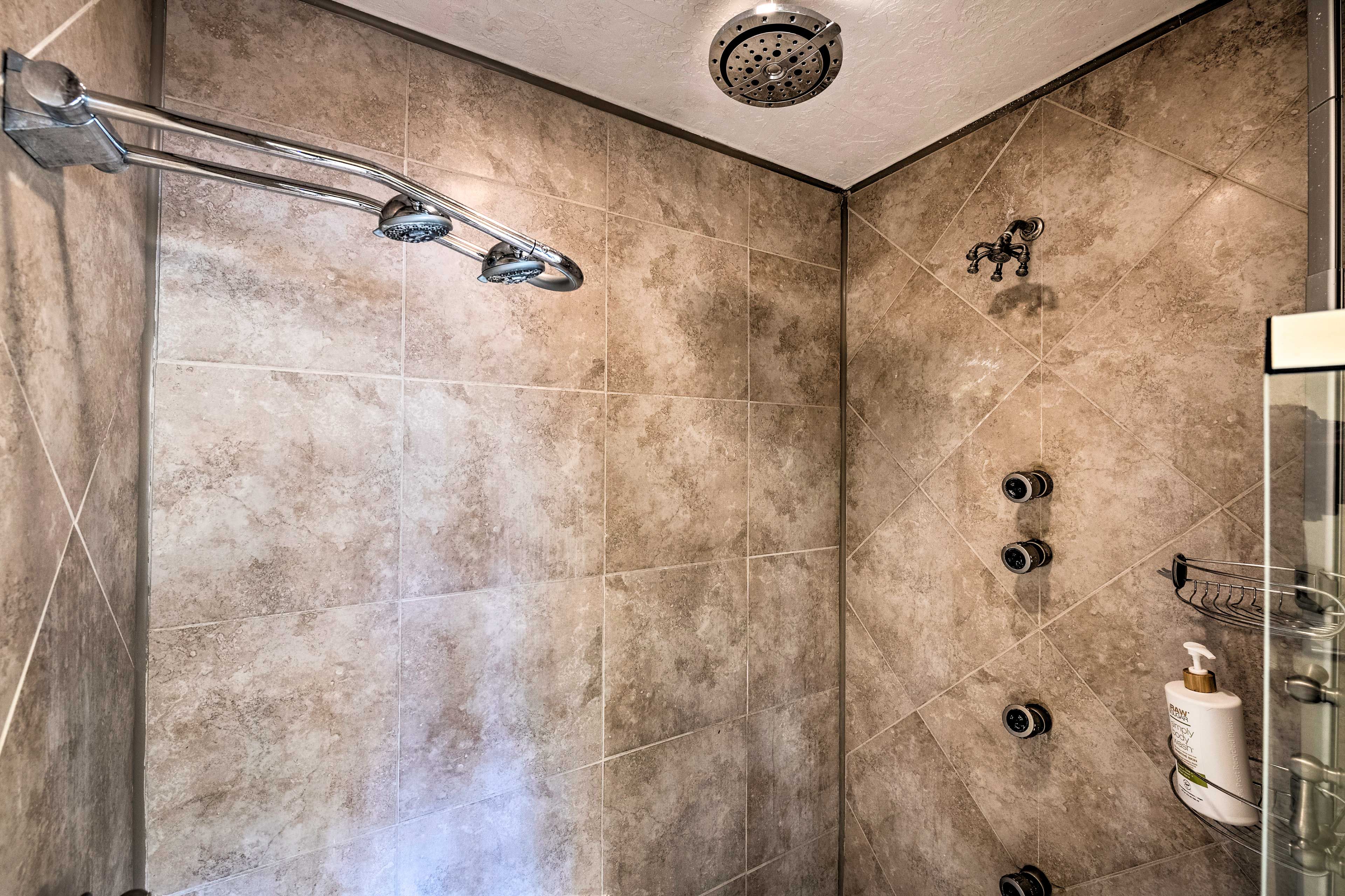 En-Suite Bathroom