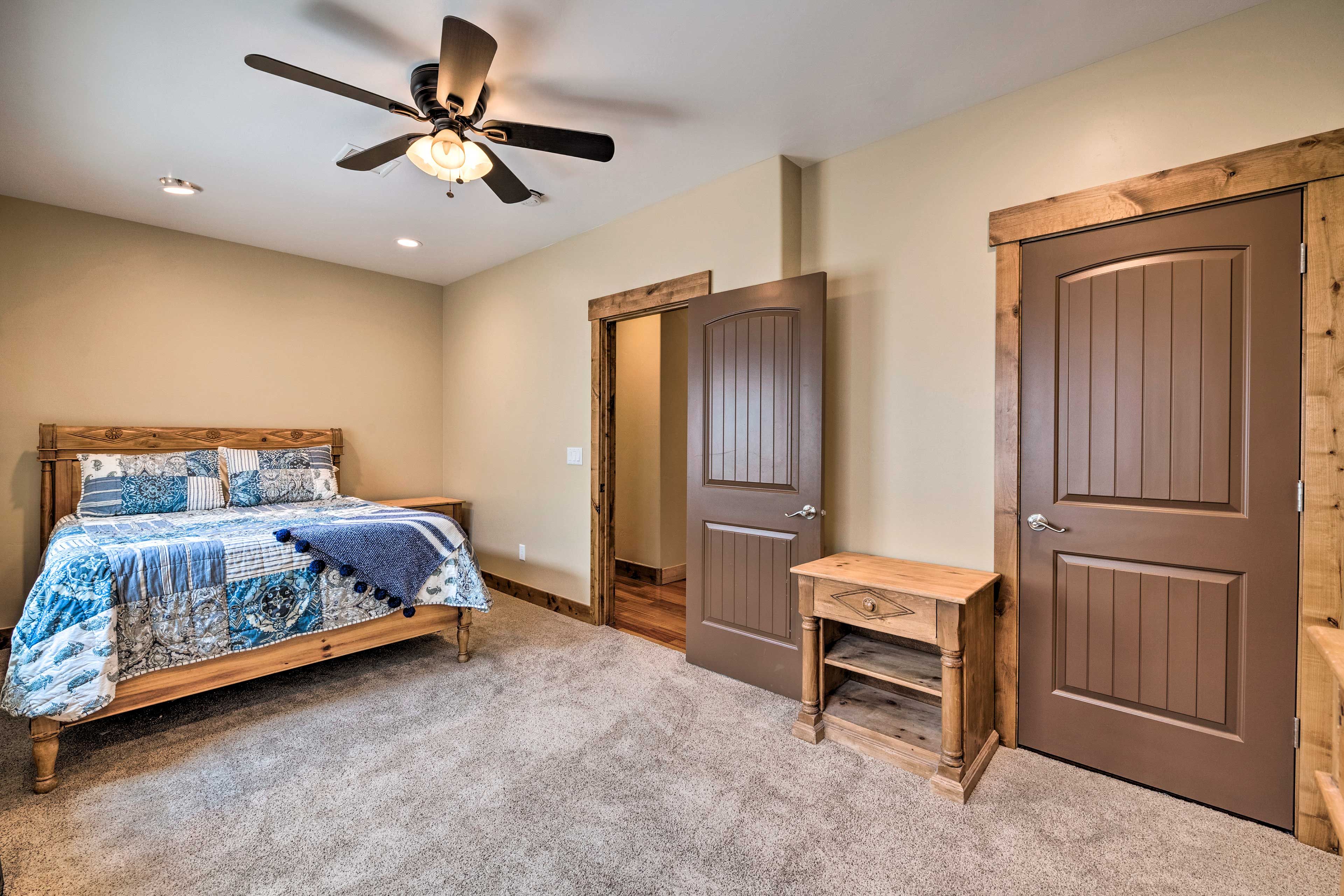 Bedroom 5 | Queen Bed | Ground Floor | Stairs Required