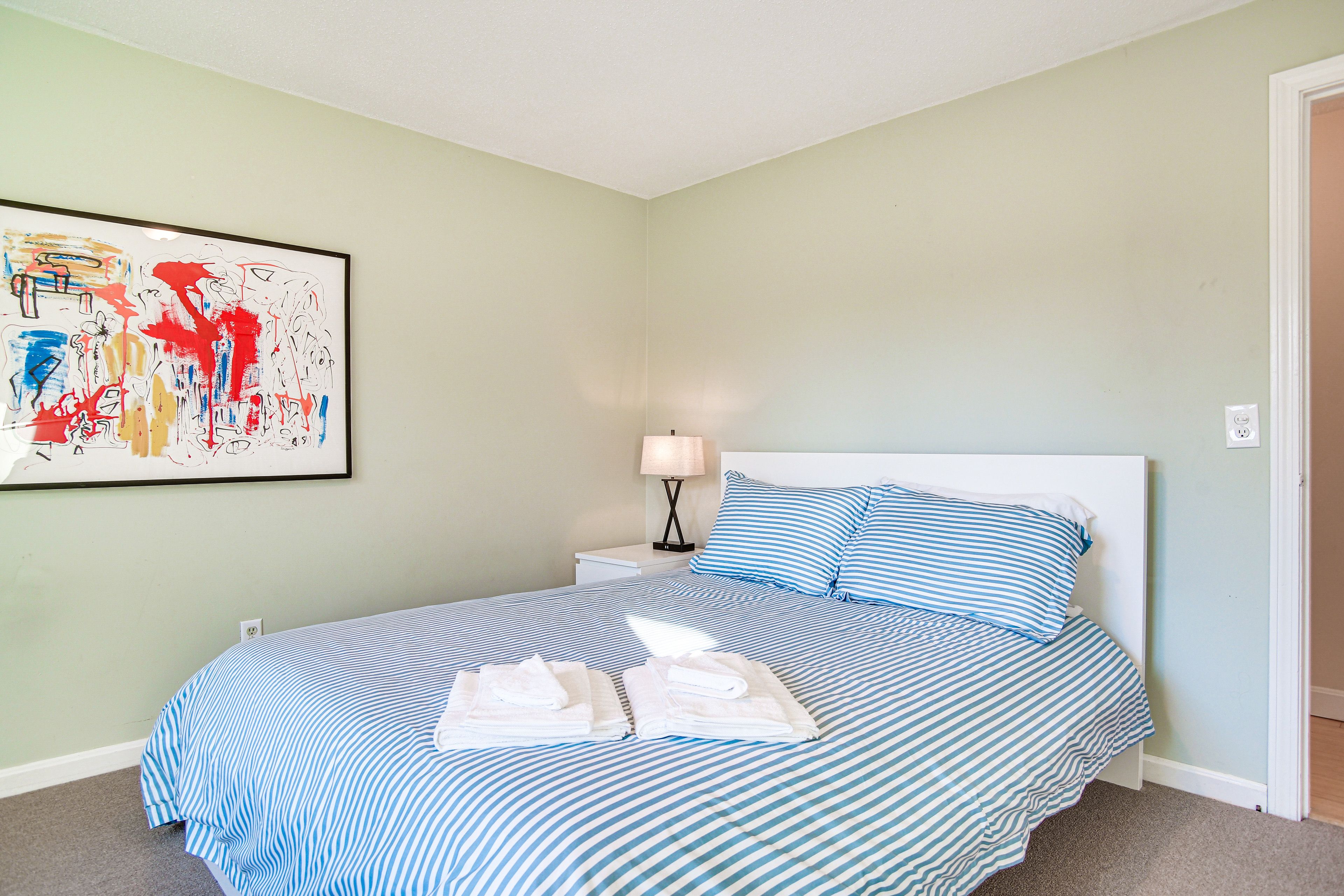 Bedroom 1 | Queen Bed | Linens Provided | Main Level