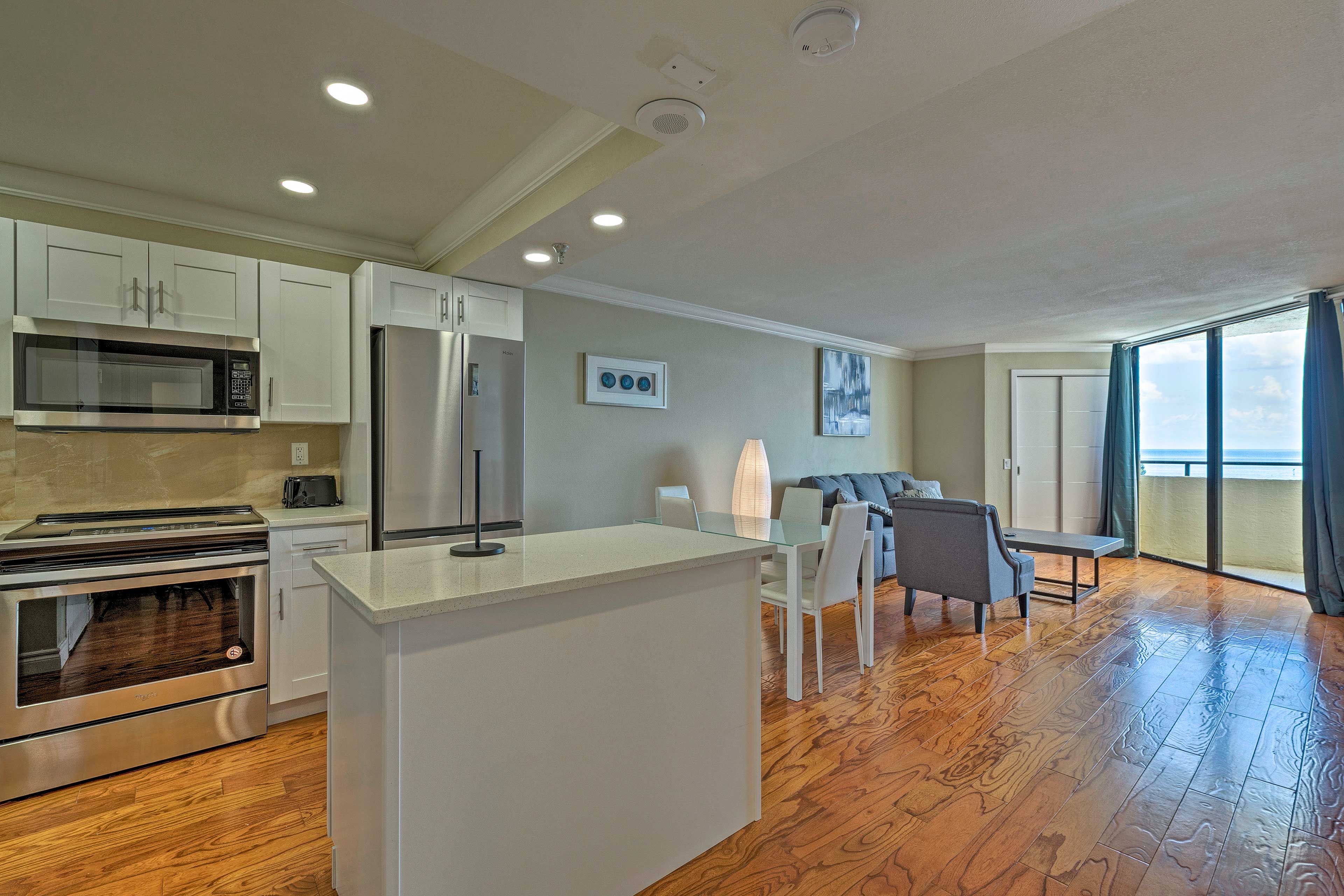 Kitchen | Fully Equipped | Stainless Steel Appliances
