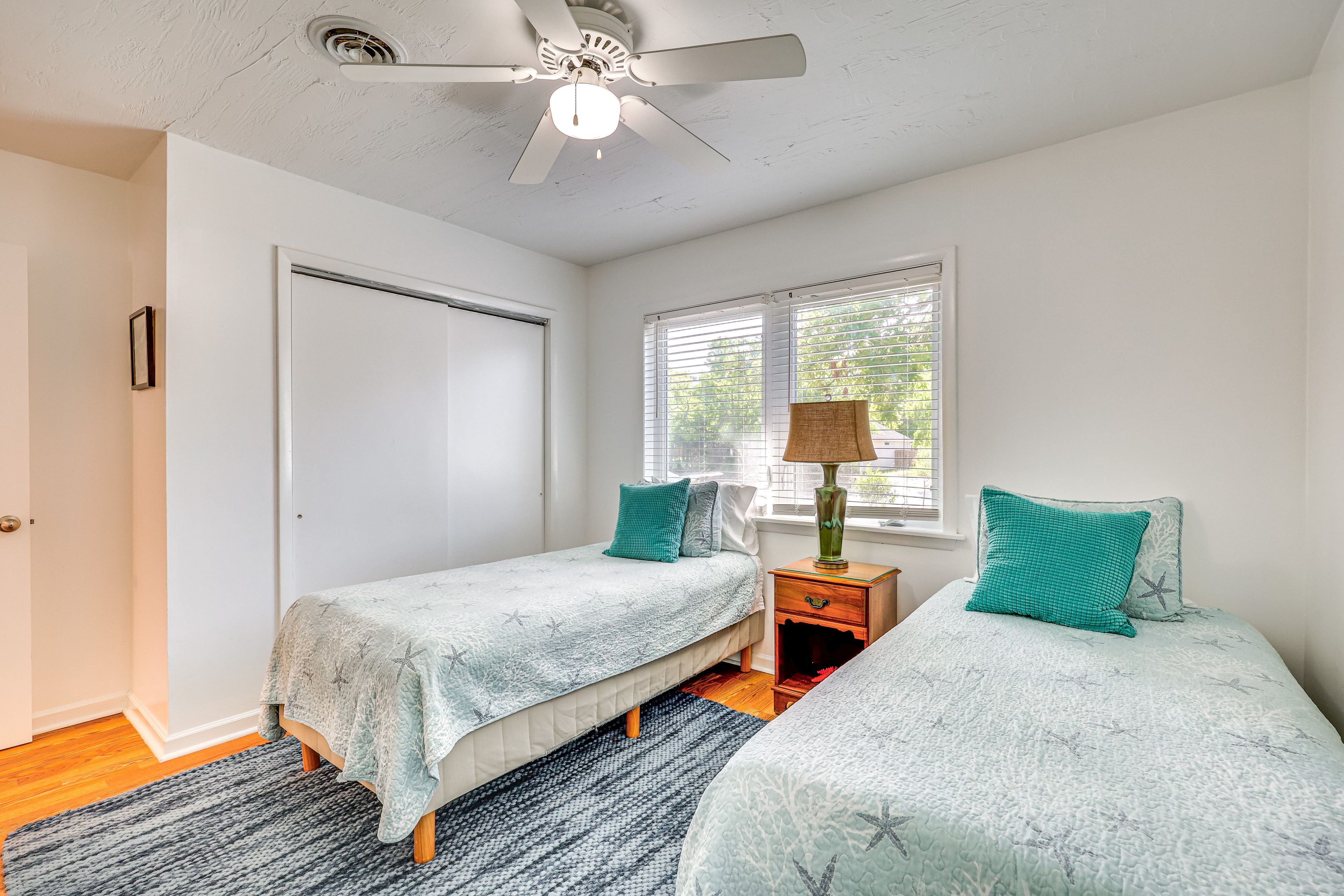 Bedroom 2 | 2 XL Twin Beds