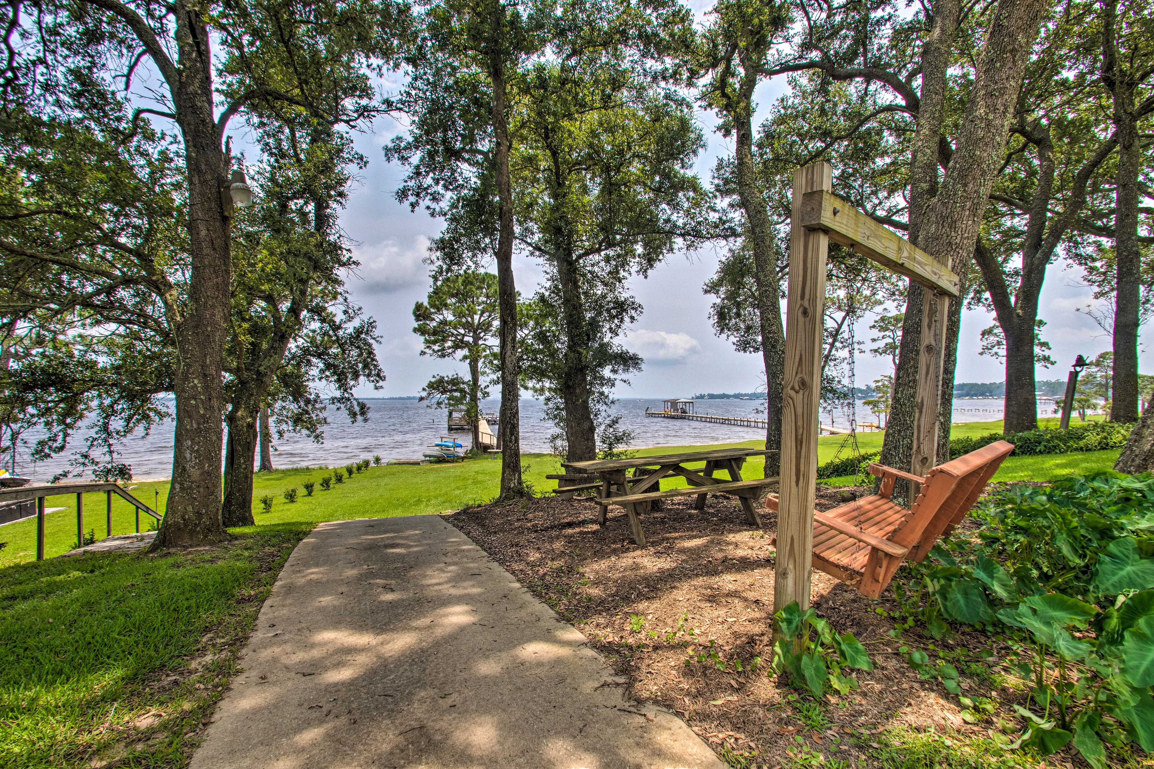 Deeded Beach & Pier Access | Short Walk Away