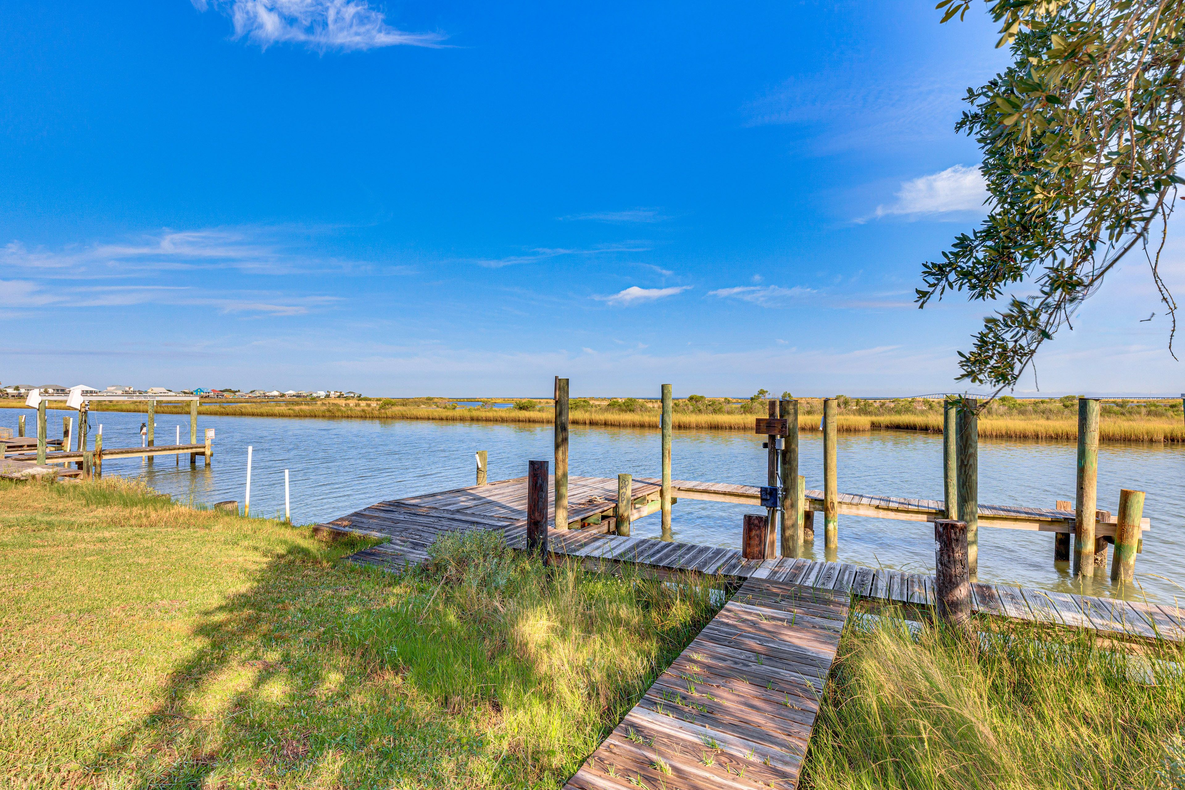 Private Boat Dock | Bay Views