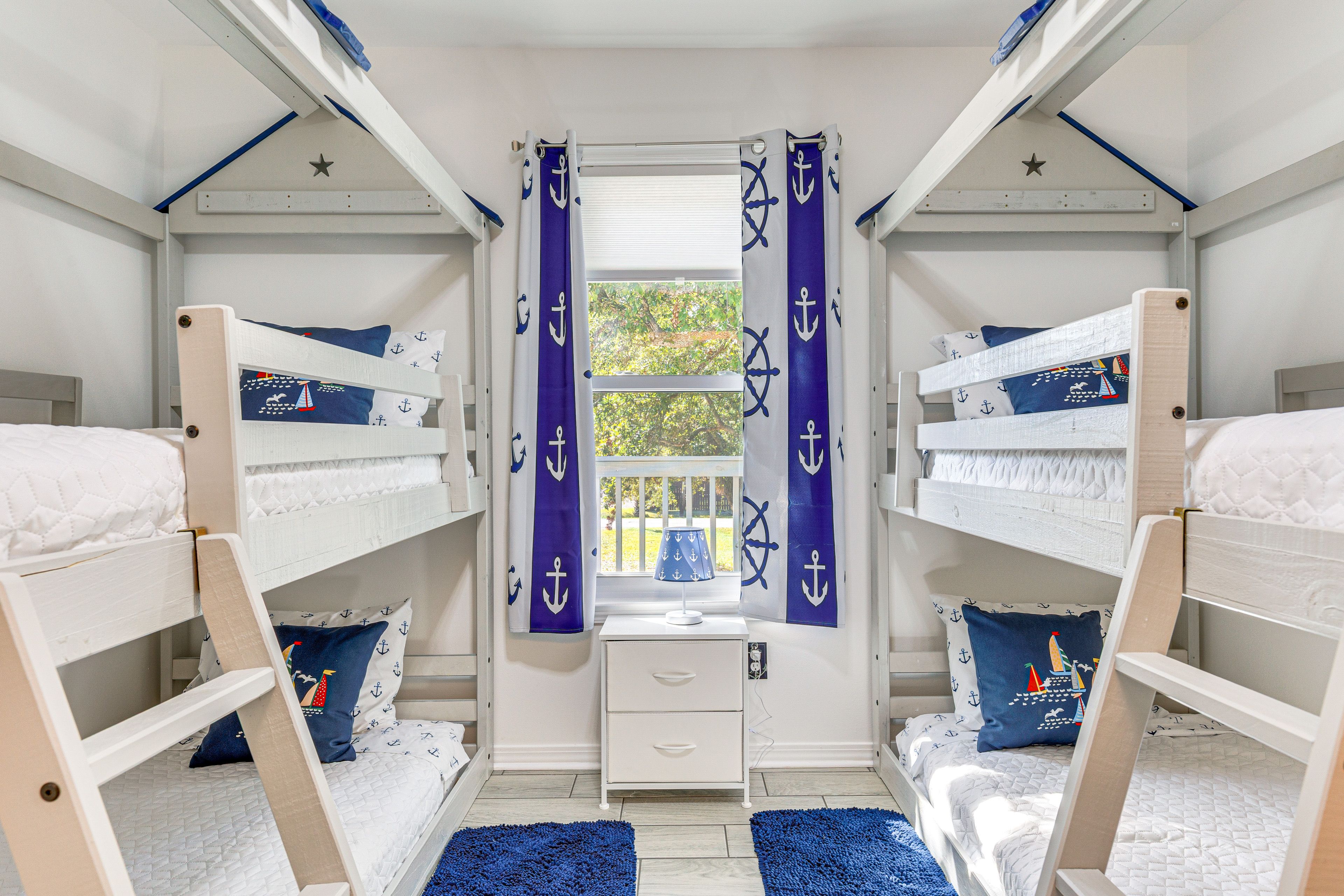 Bedroom 4 | 2 Twin Bunk Beds | Books