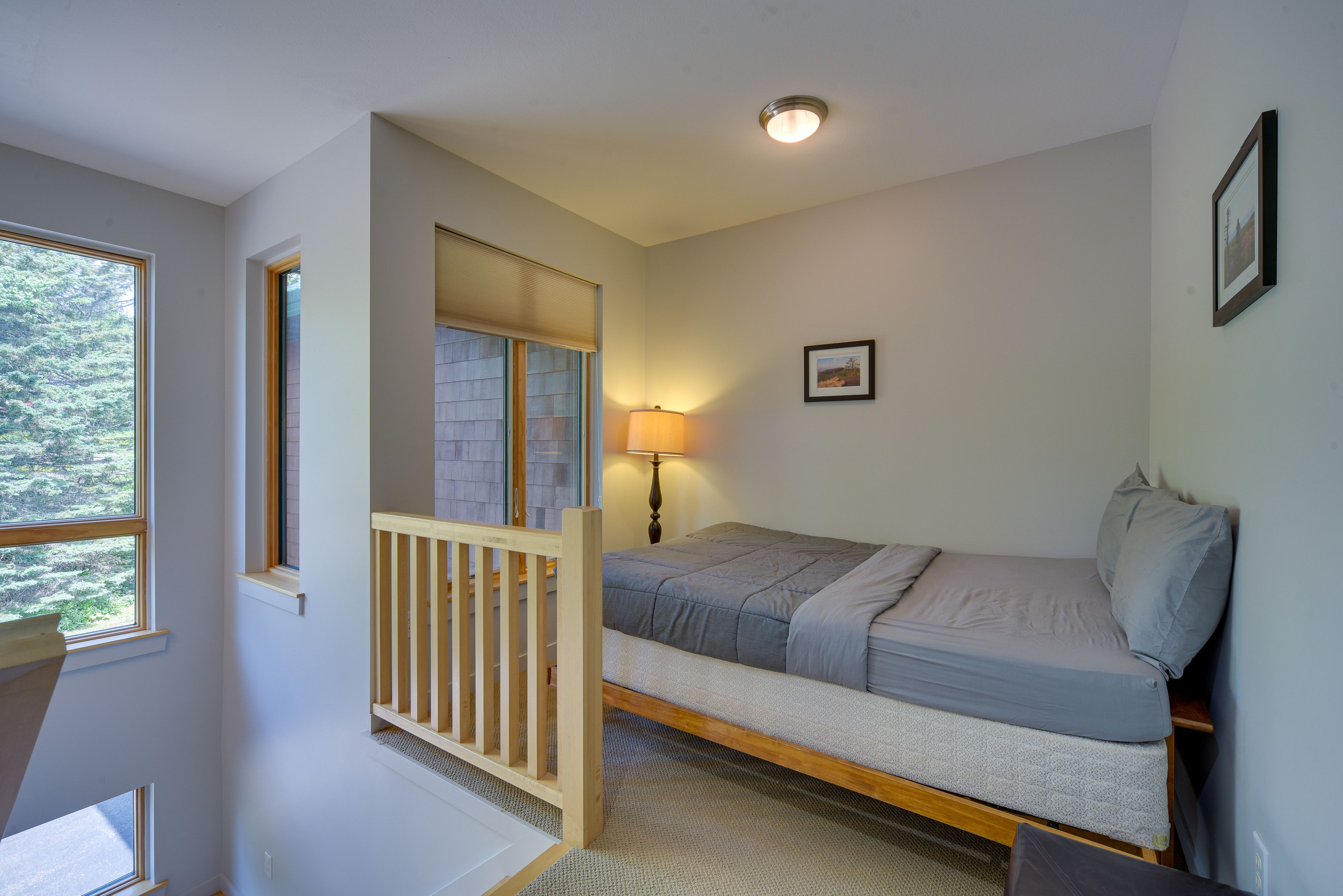 Loft | Queen Bed | Upper Level