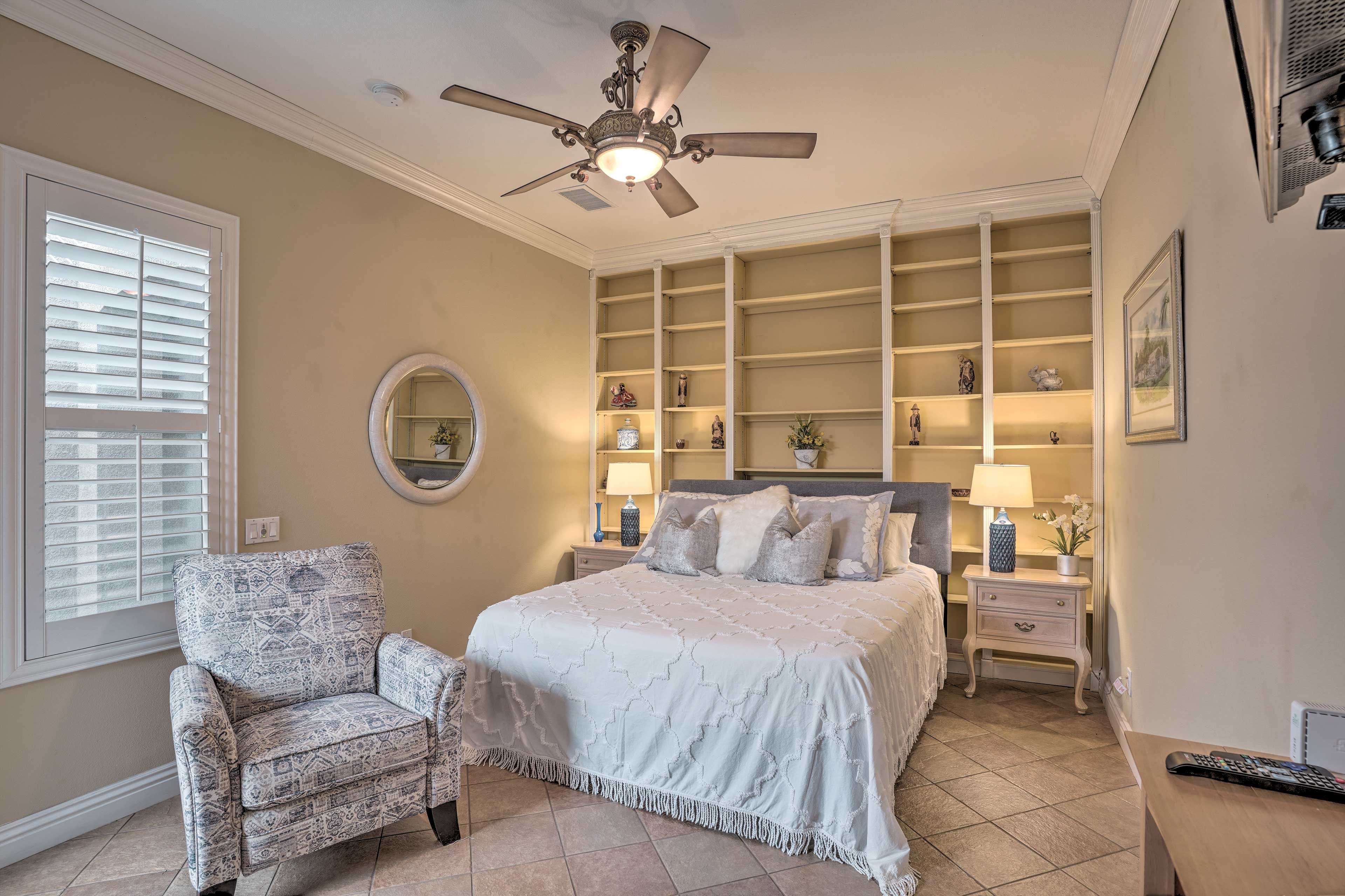Bedroom 3 | King Bed | Linens Provided | Casita