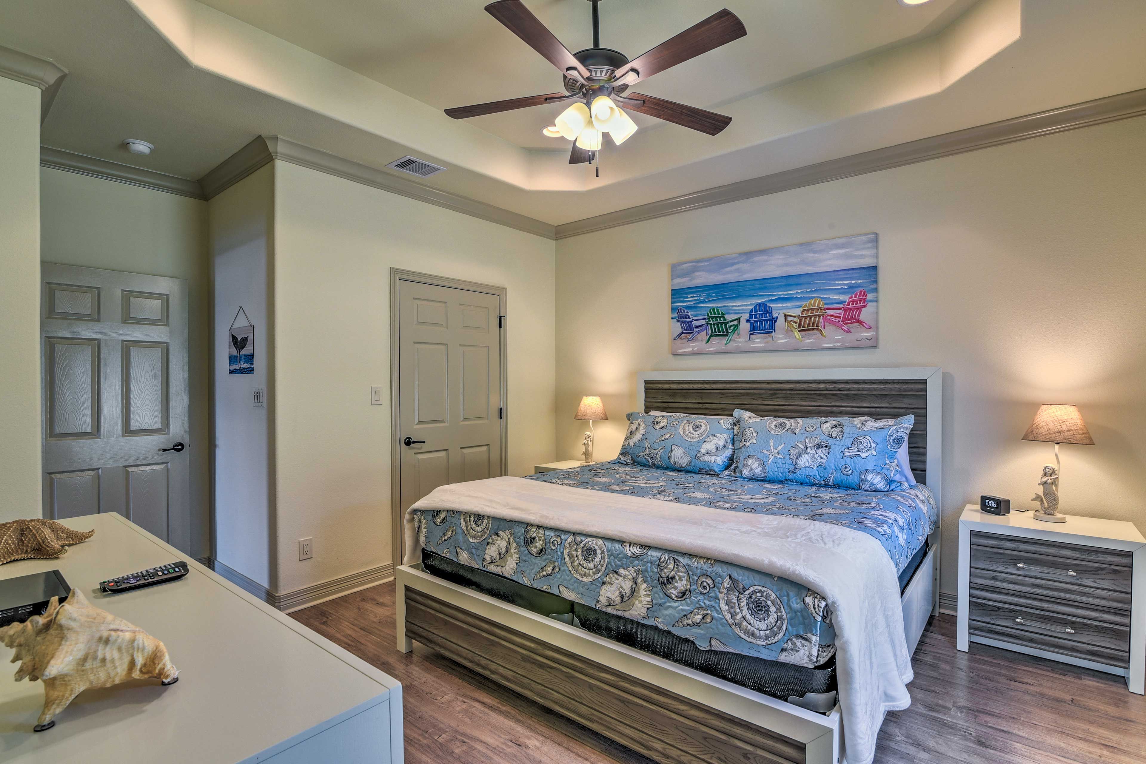 Bedroom 1 | Linens Provided