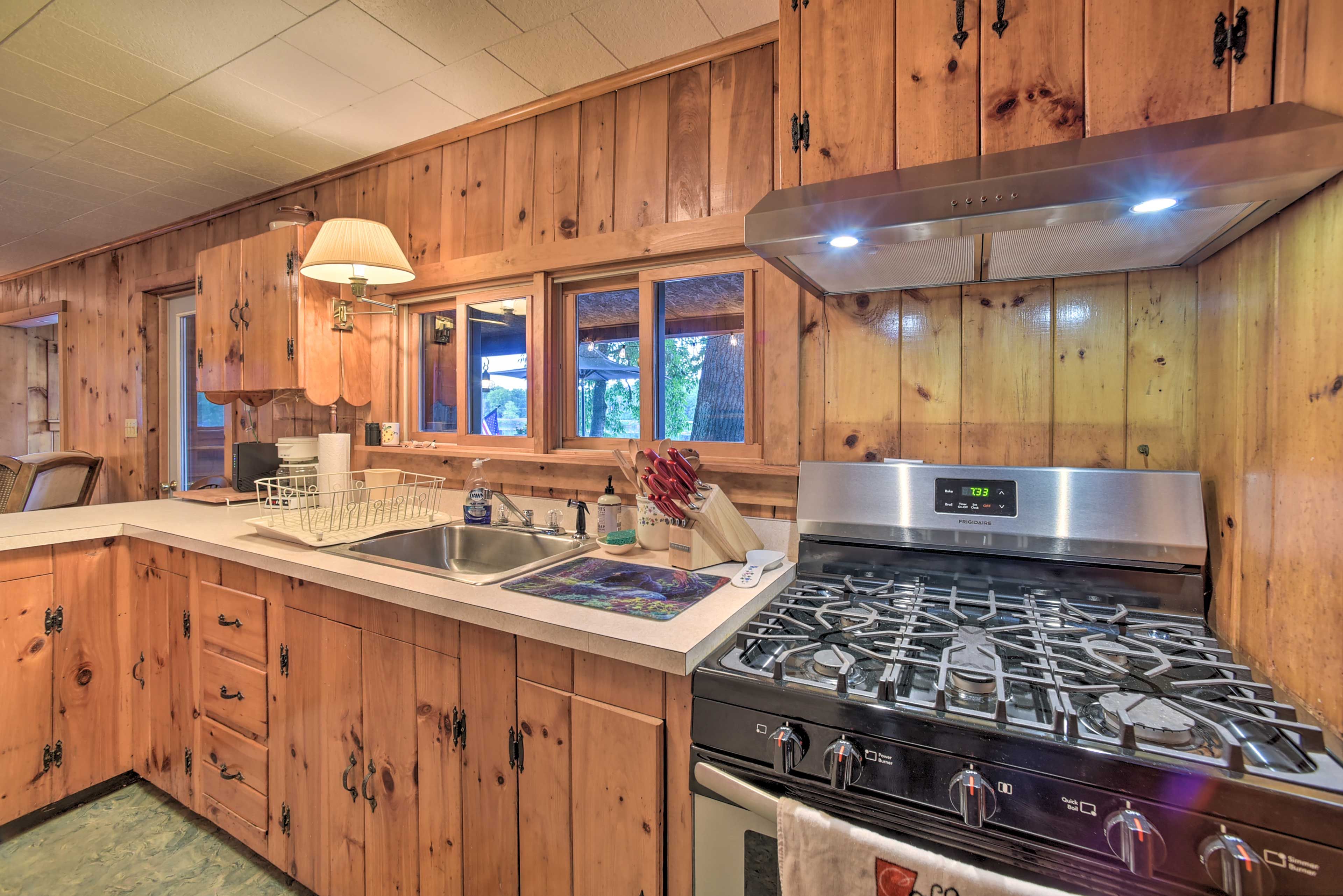 Well-Equipped Kitchen