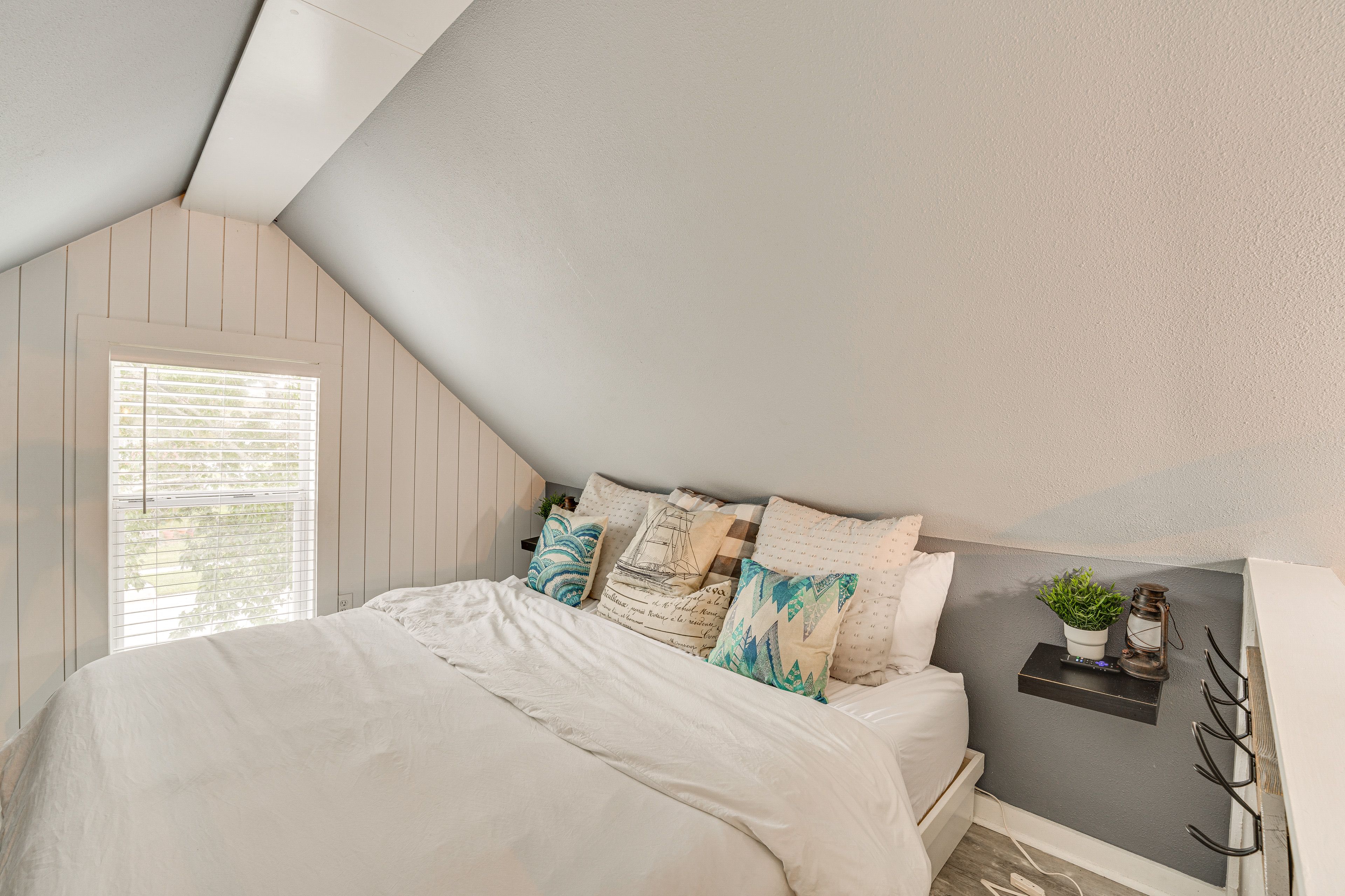 Bedroom 2 | King Bed | Upper Level | Smart TV | Den | WFH Friendly