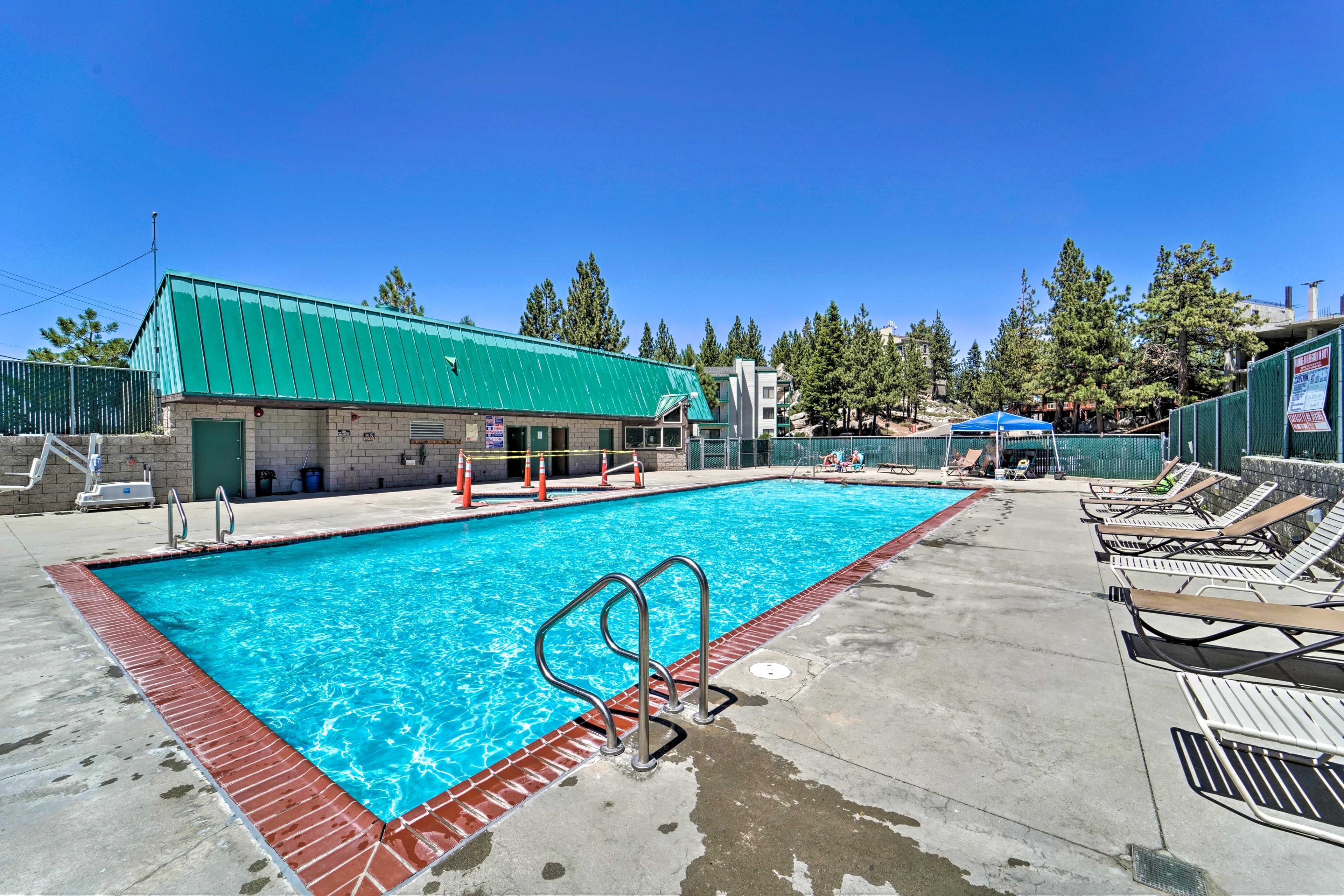 Community Pool & Hot Tub | Stairs Required