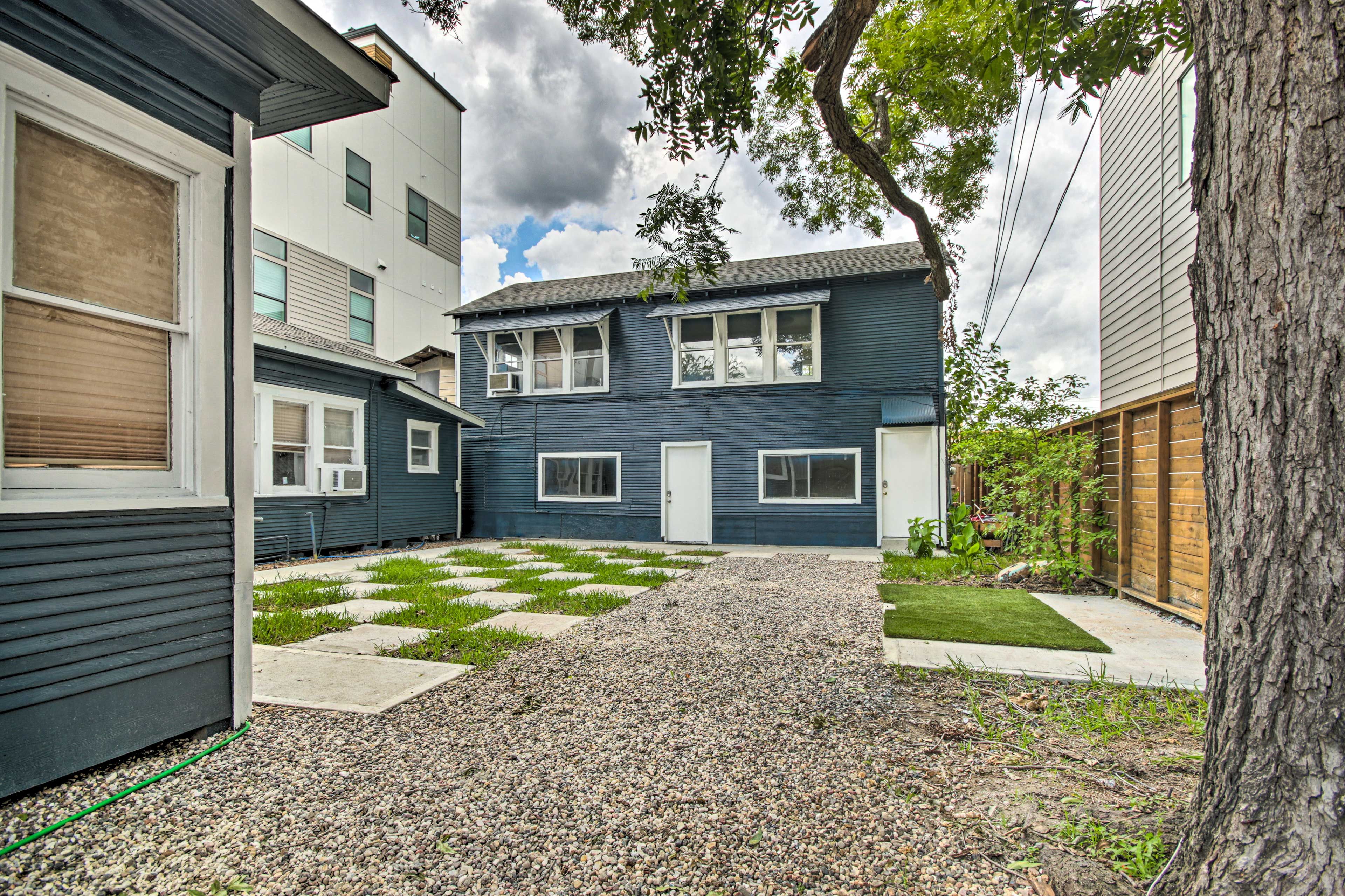 Shared Yard
