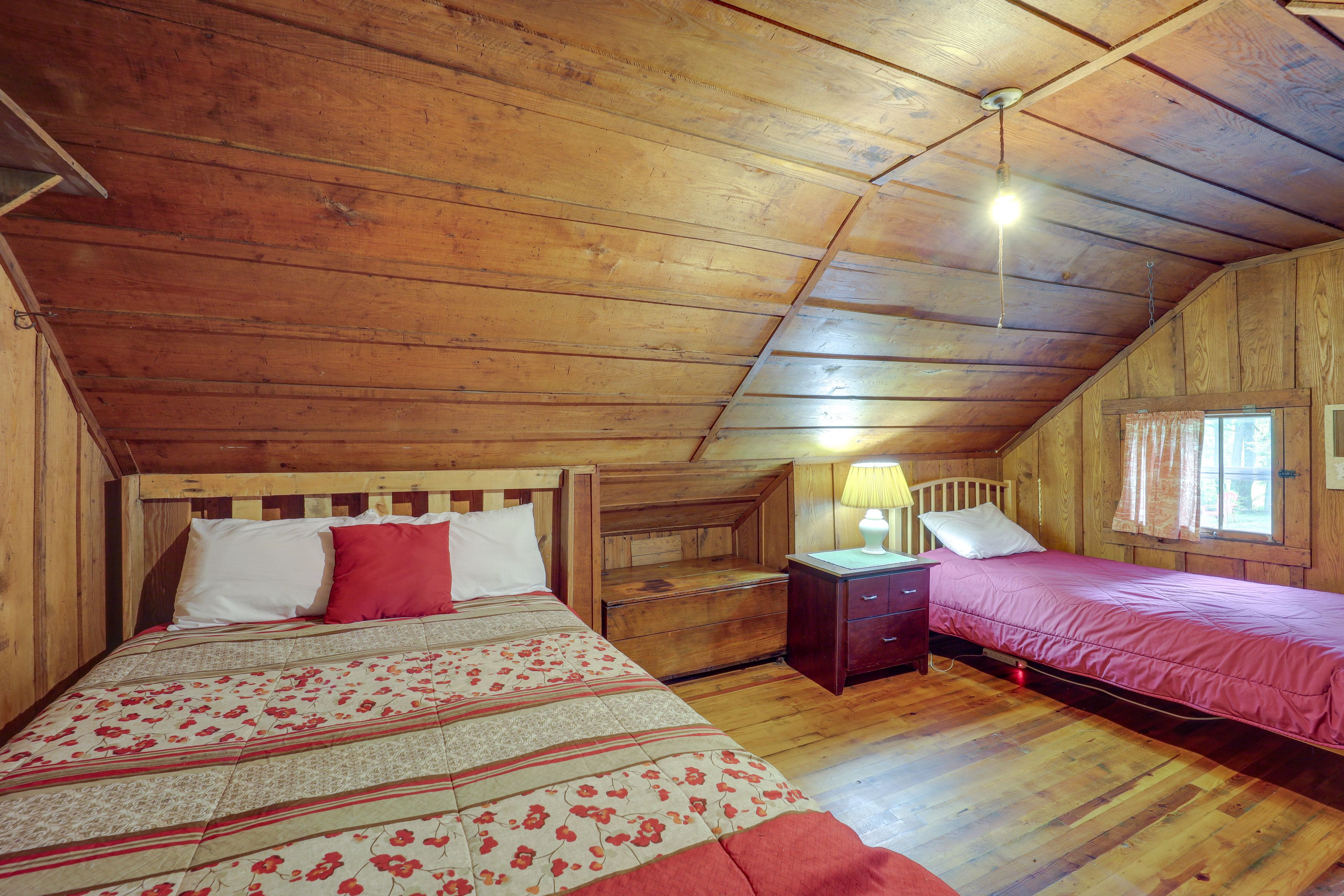 Bedroom 3 | Full Bed | 2 Twin Beds