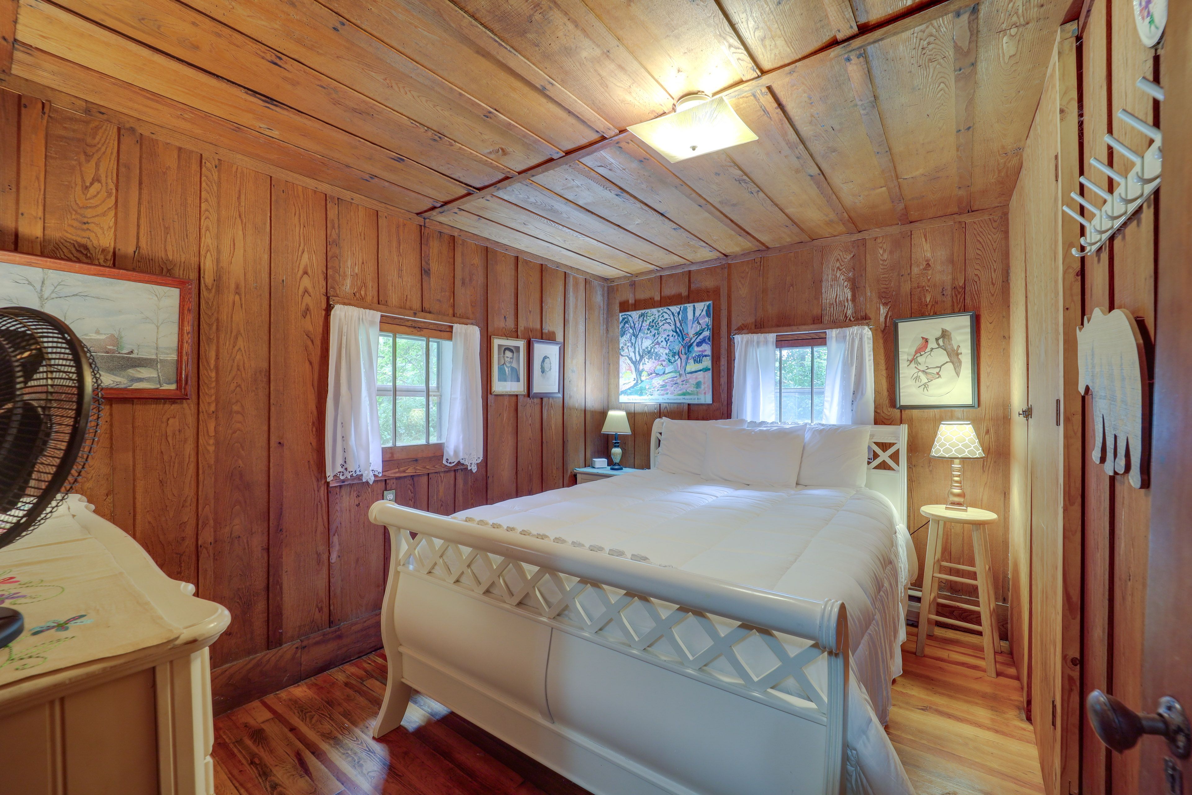 Bedroom 1 | Queen Bed | Linens Not Provided (Bring Your Own Linens)