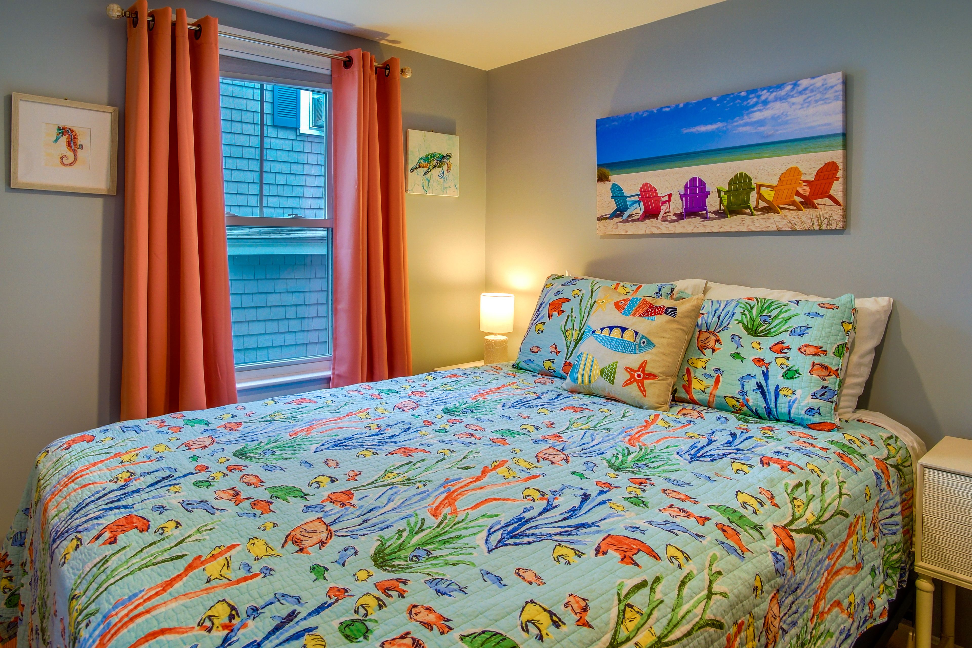 Bedroom 2 | Queen Bed