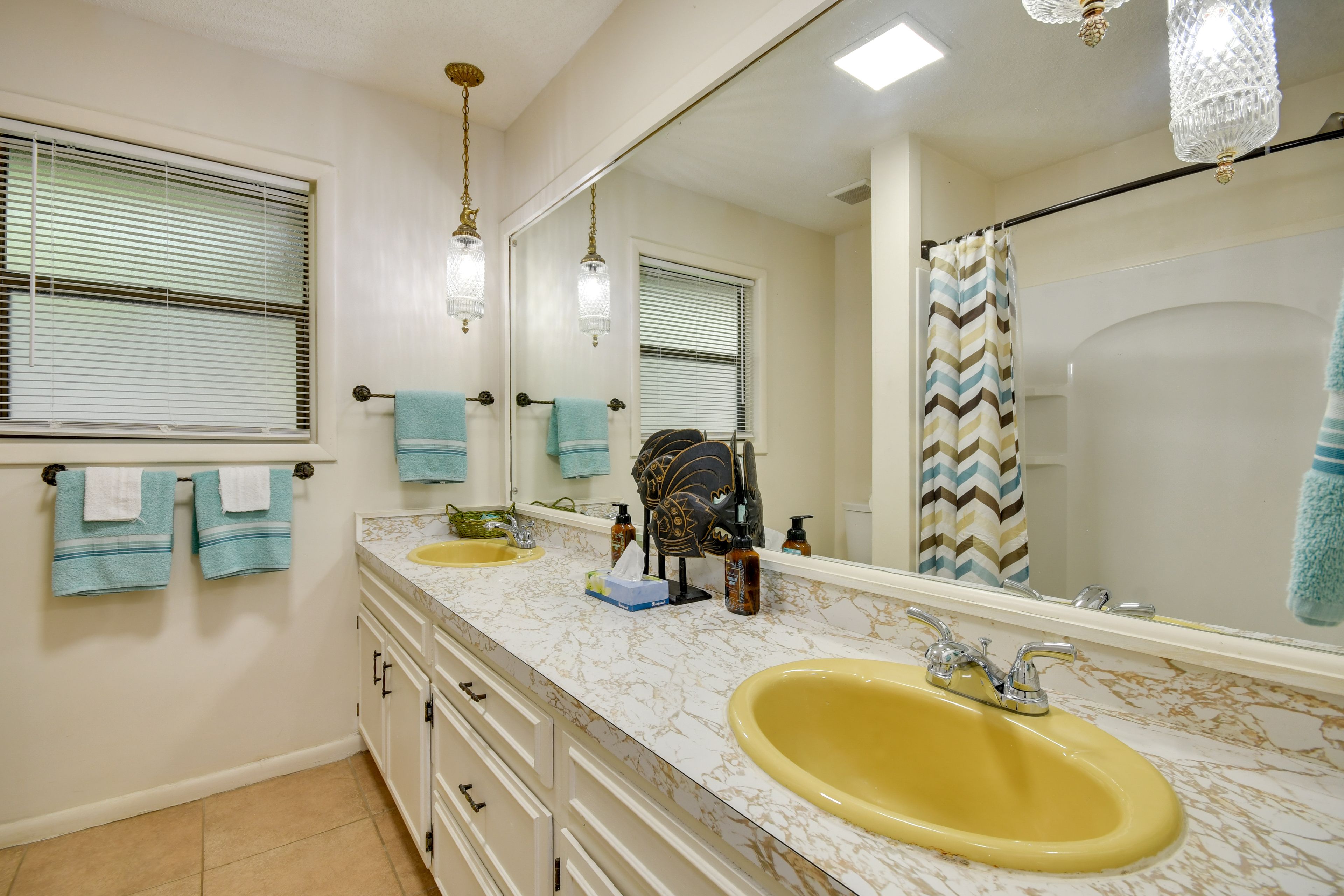 Bathroom | Towels Provided