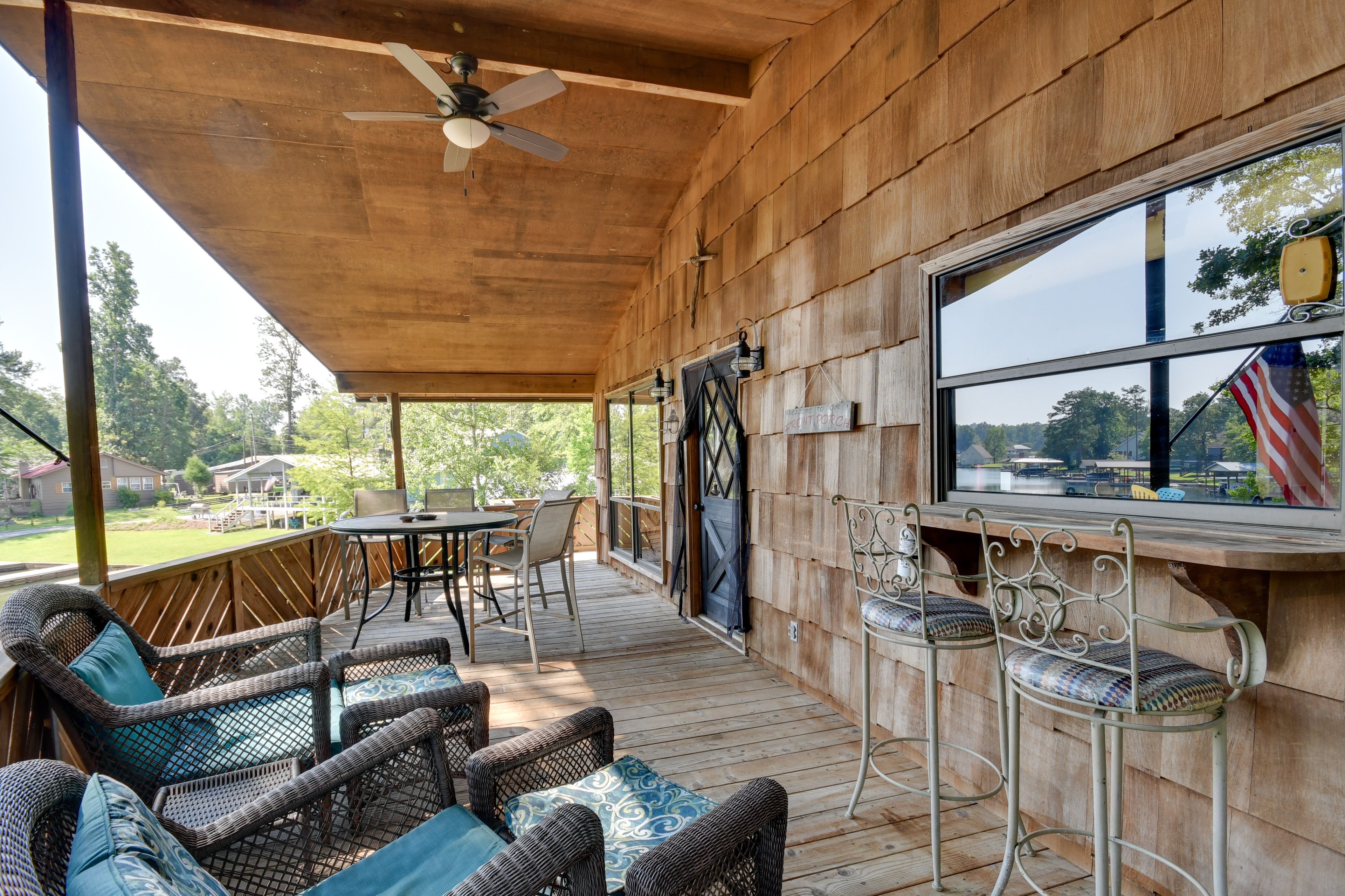Private Deck