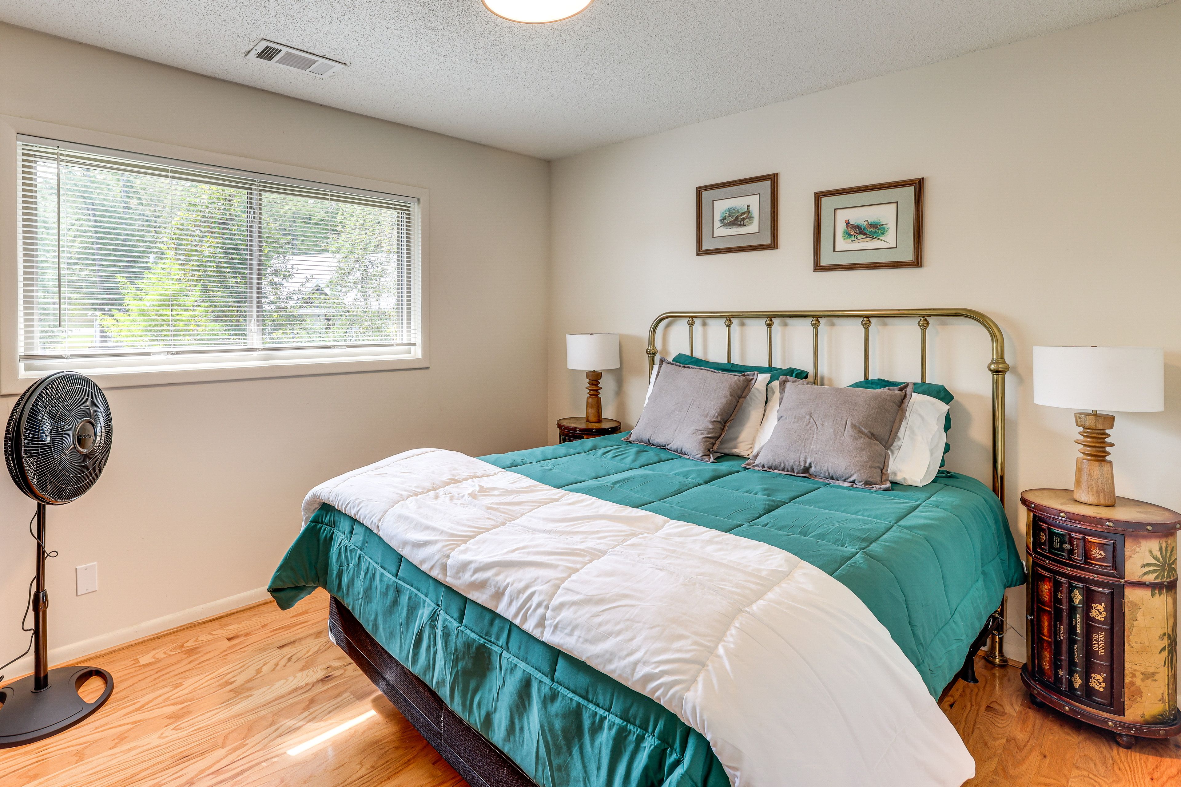 Bedroom 3 | Queen Bed | Main Level