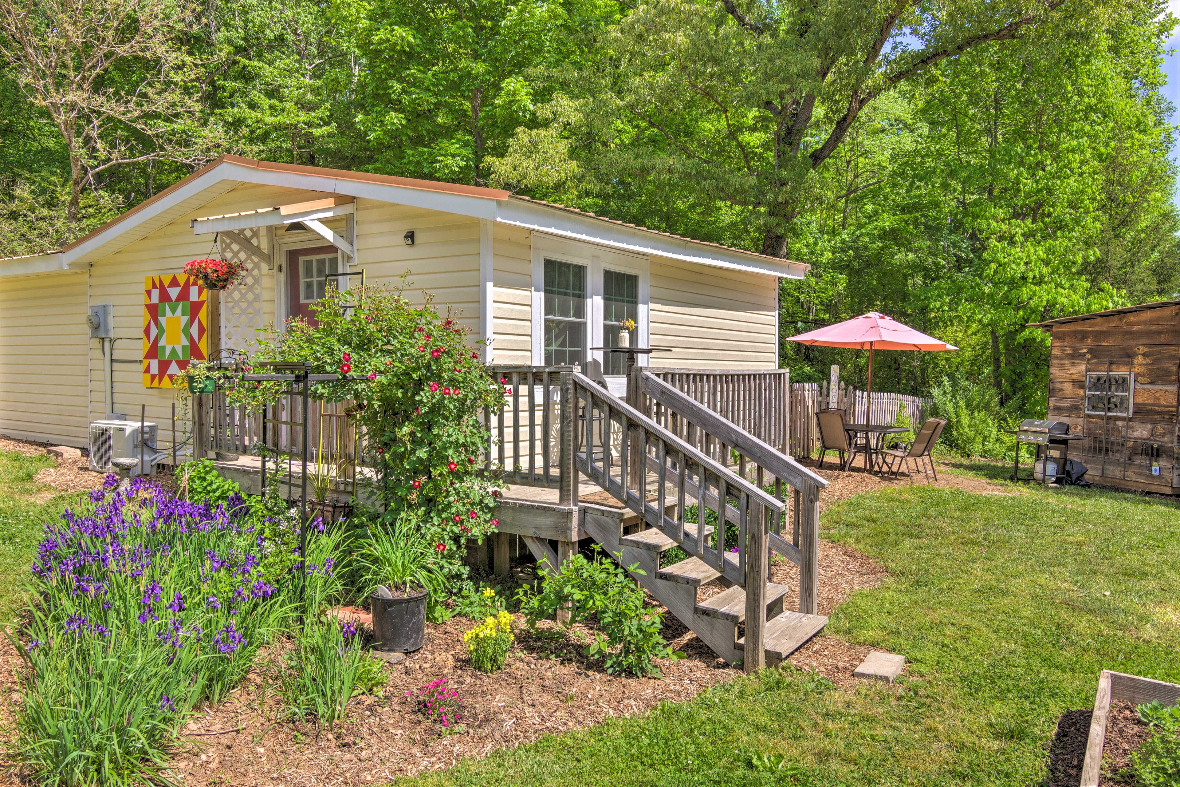 Cottage Exterior | 2 Steps Required to Access