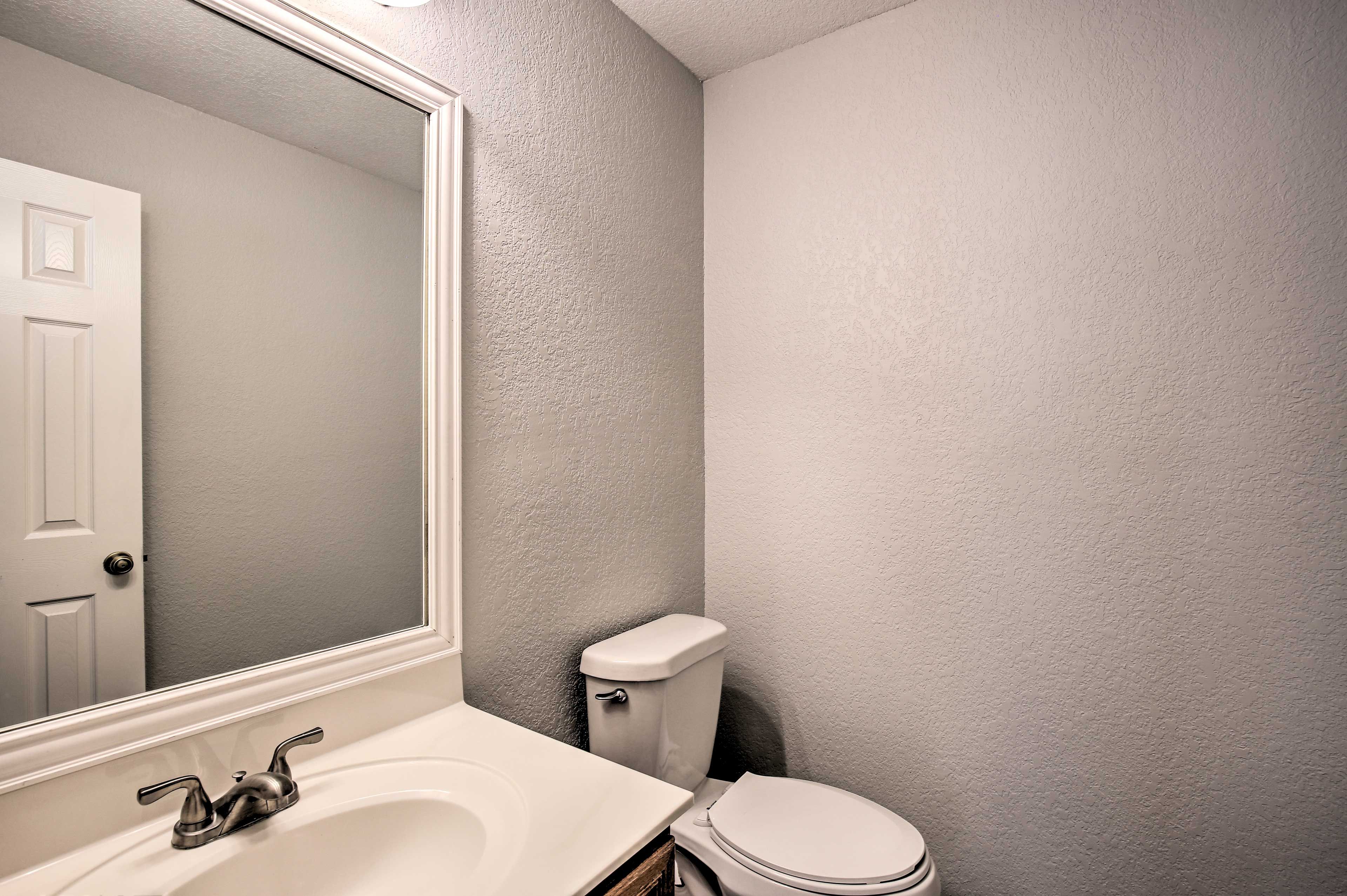 Half Bathroom | Main Floor