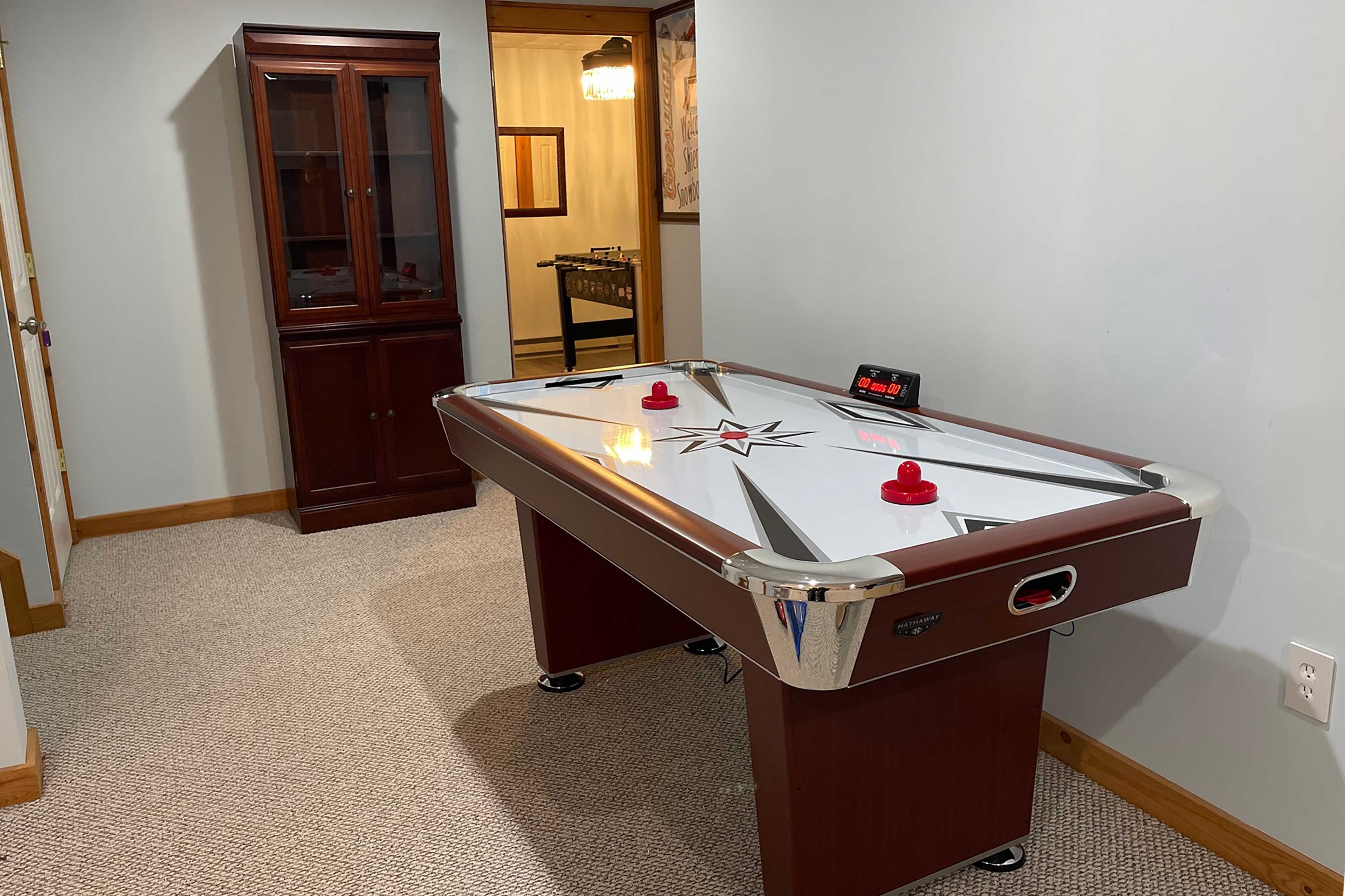 Air Hockey Table