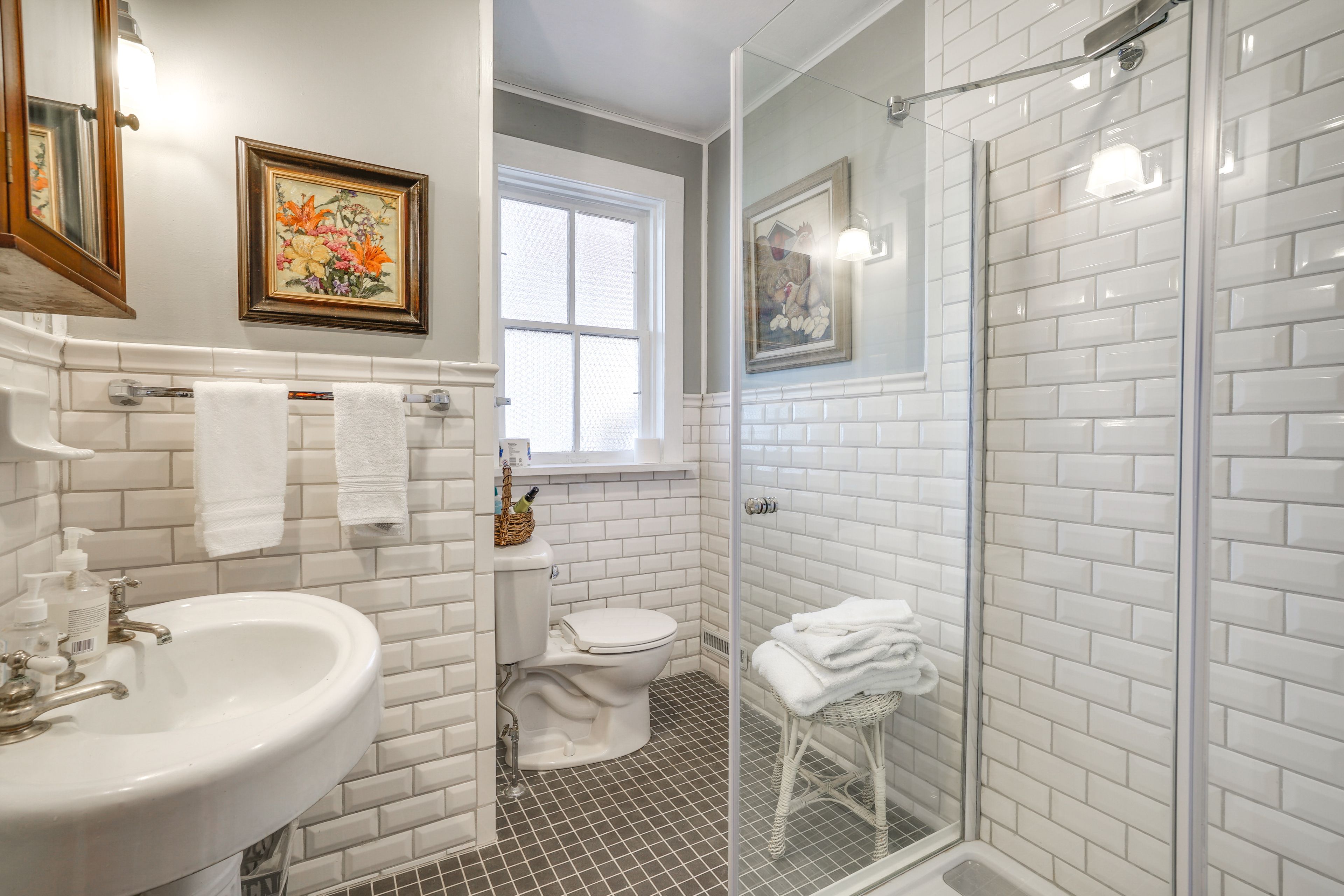 Full Bathroom | Complimentary Toiletries | Hair Dryer | Towels Provided