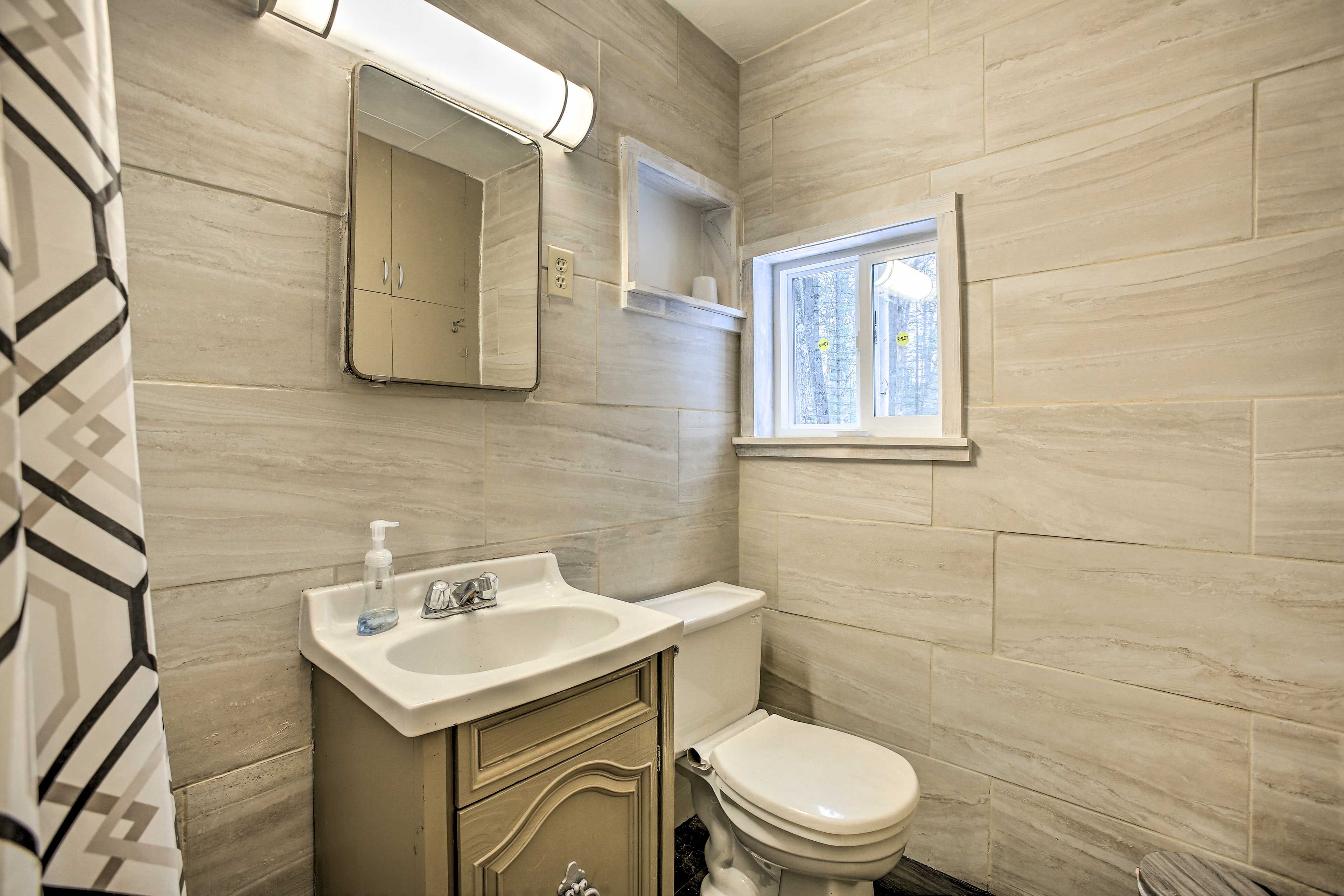 Bathroom | Complimentary Toiletries