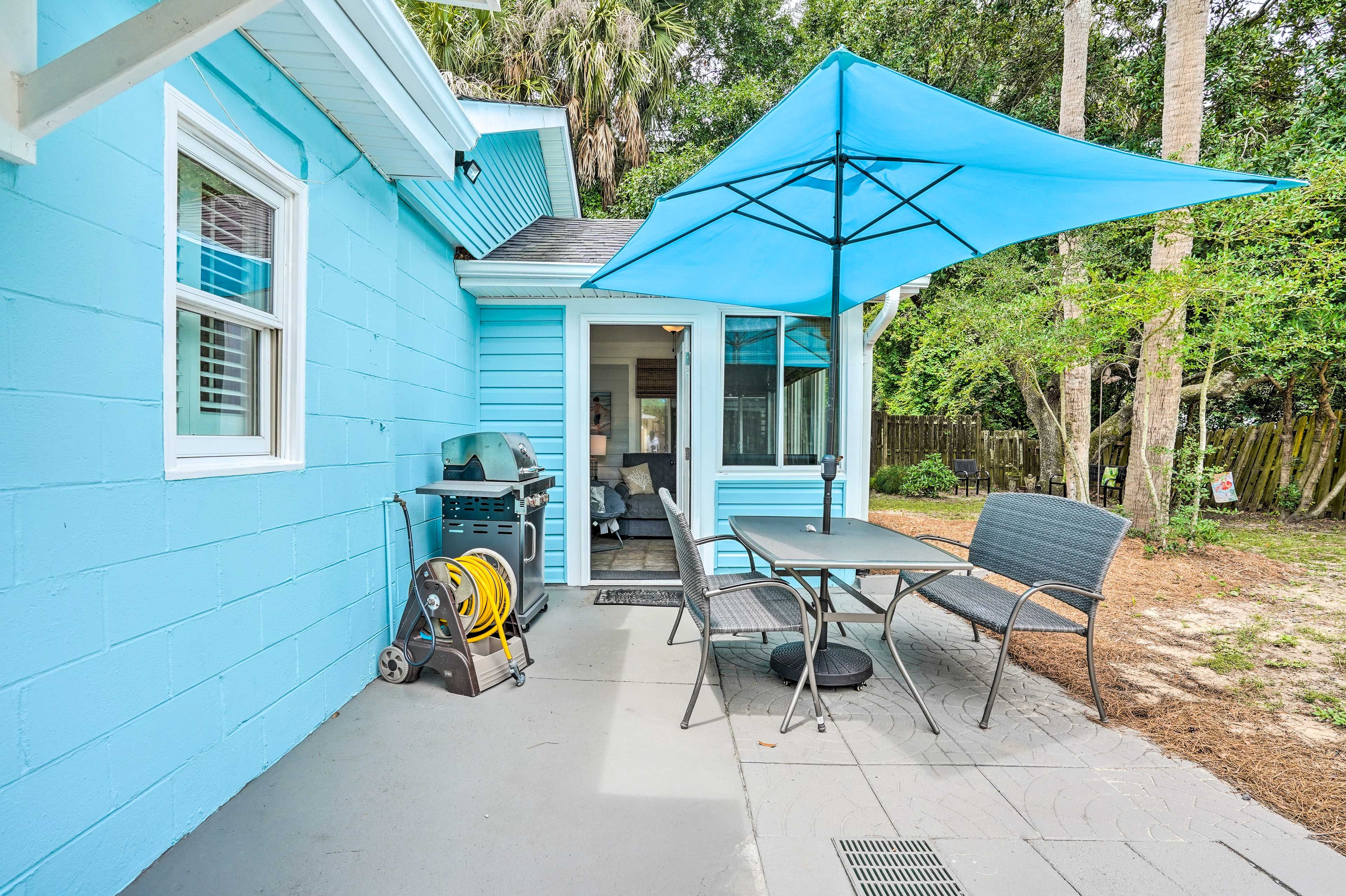 Patio | Dining Set | Gas Grill