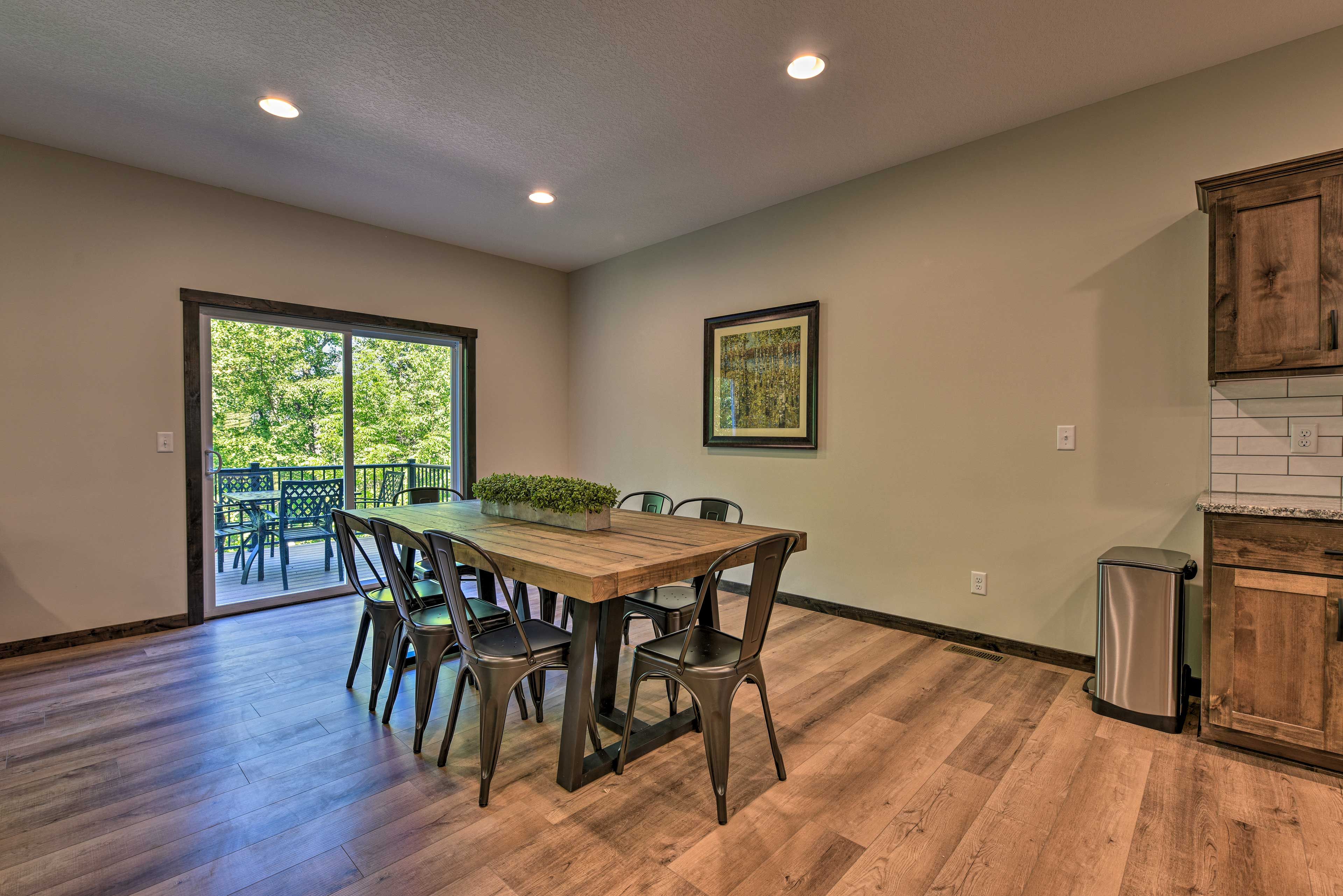 Dining Room | Dishware & Flatware