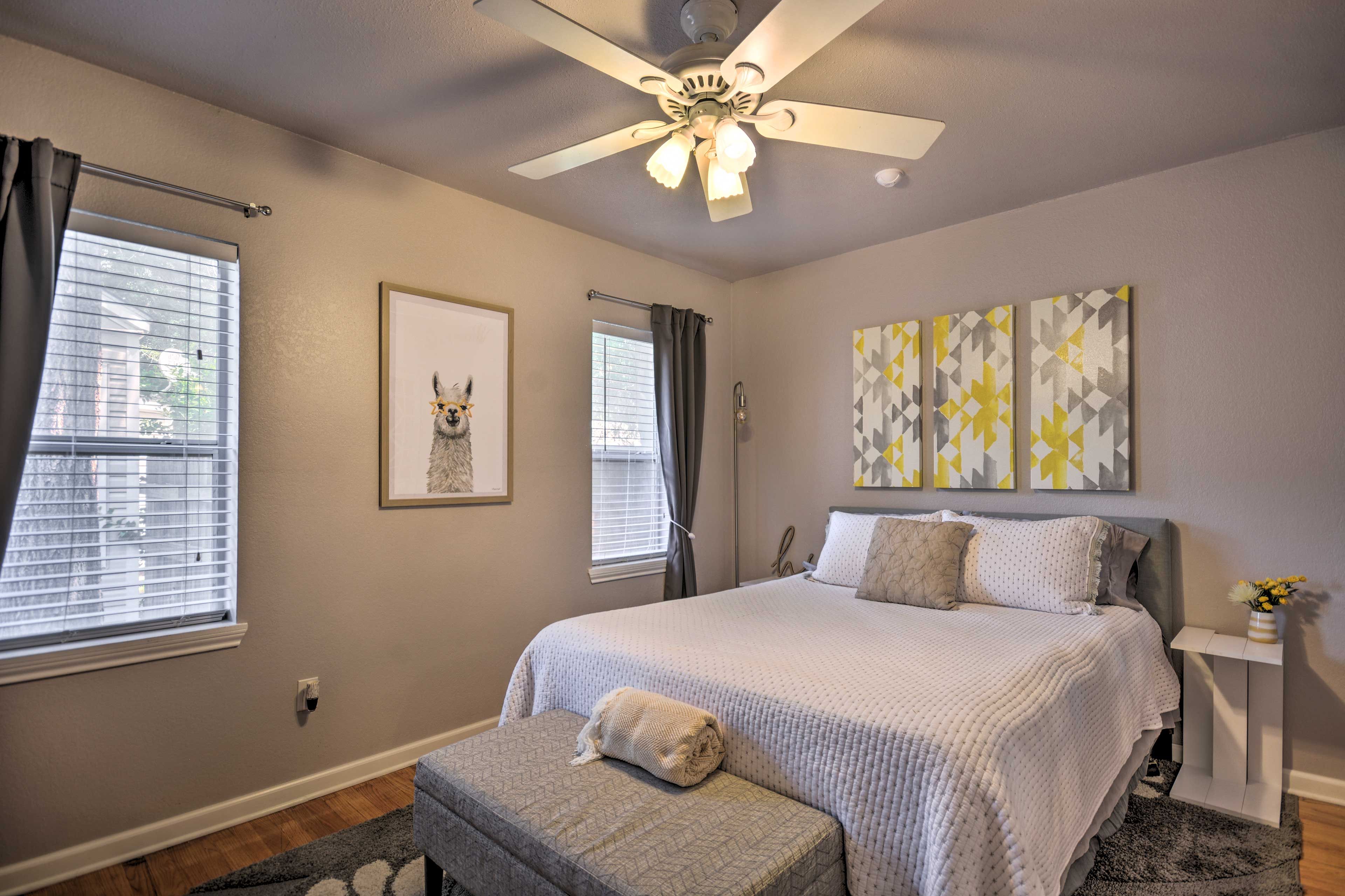 Bedroom 2 | Queen Bed