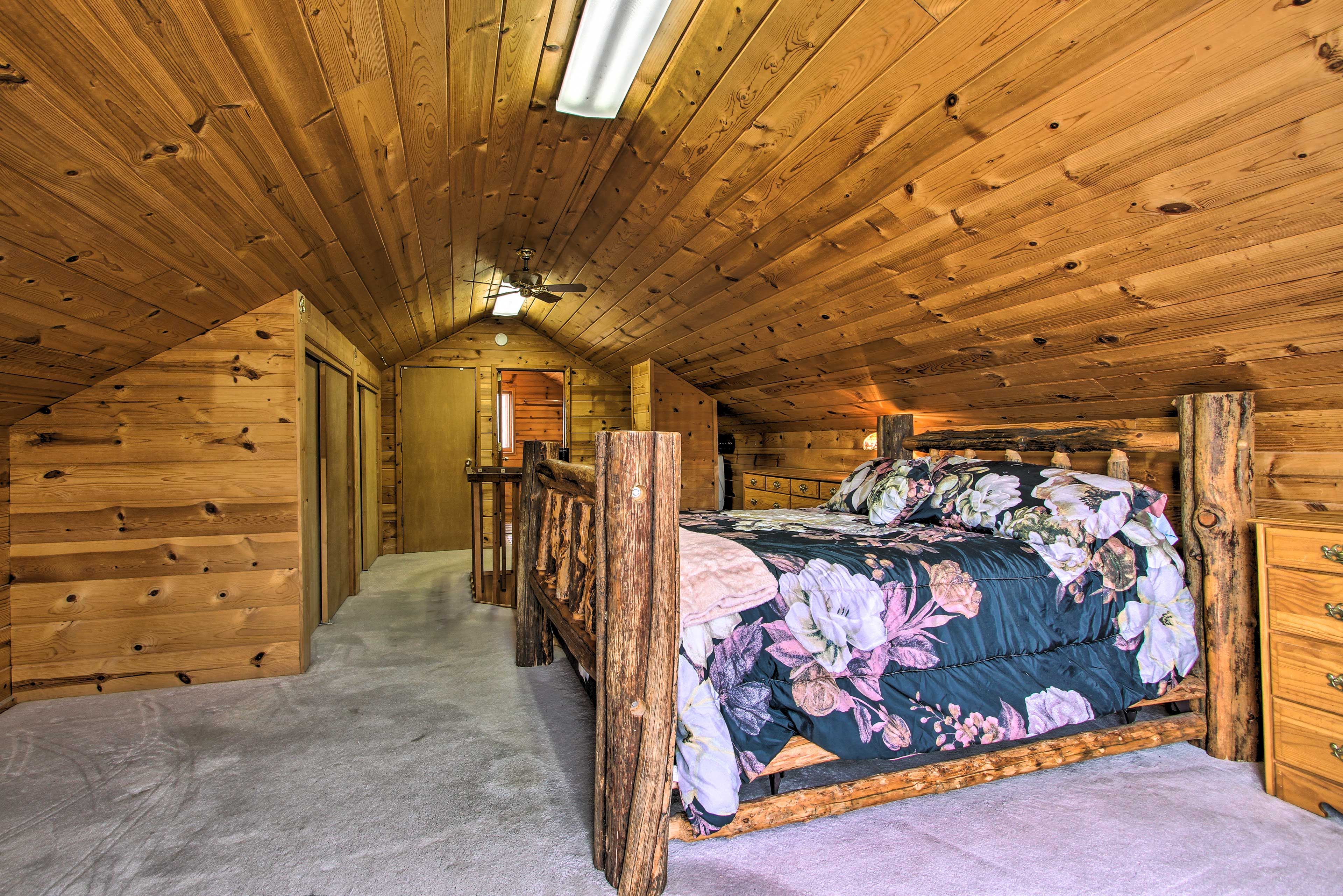 Bedroom 3 | Queen Bed | En-Suite Bathroom