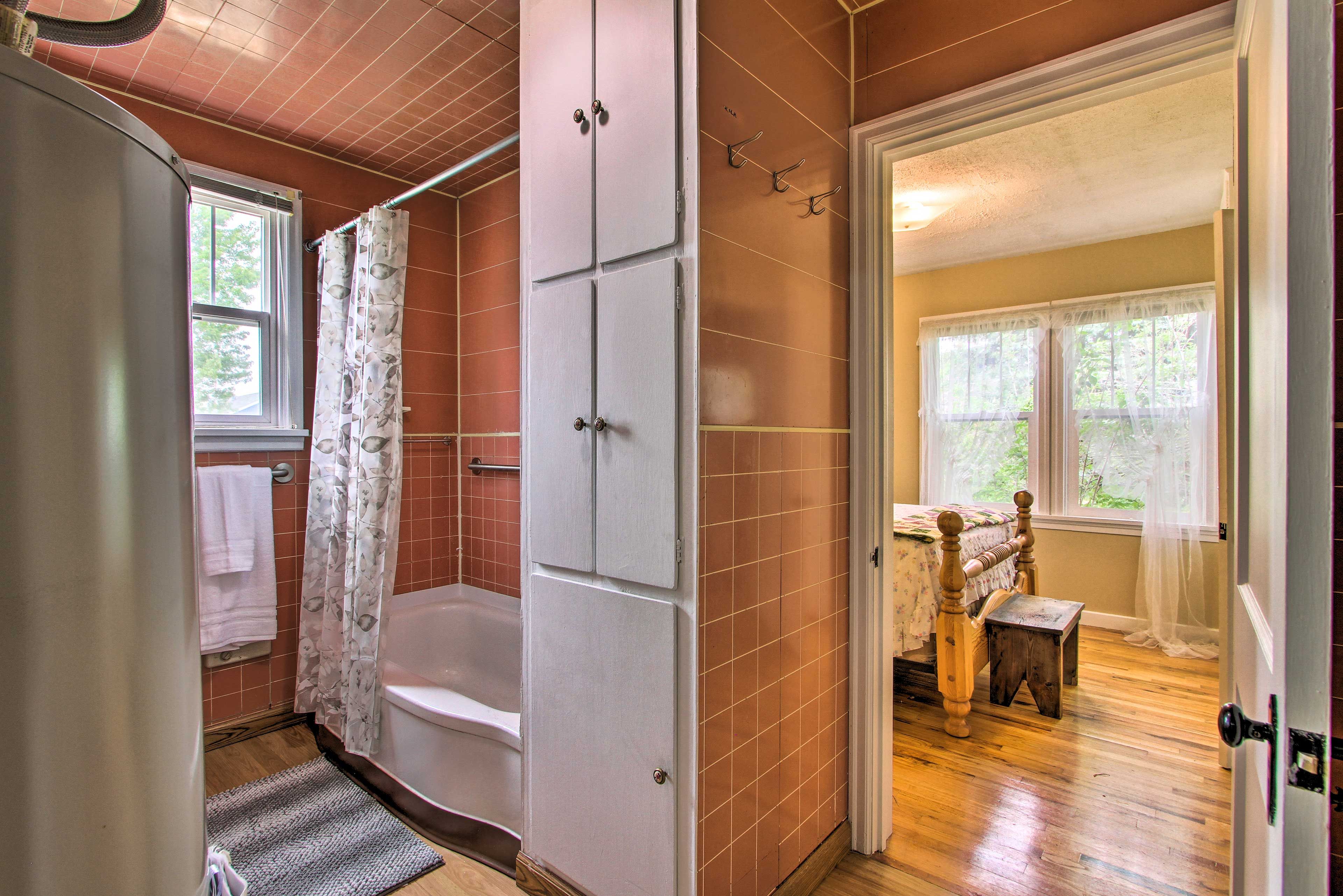 En-Suite Bathroom