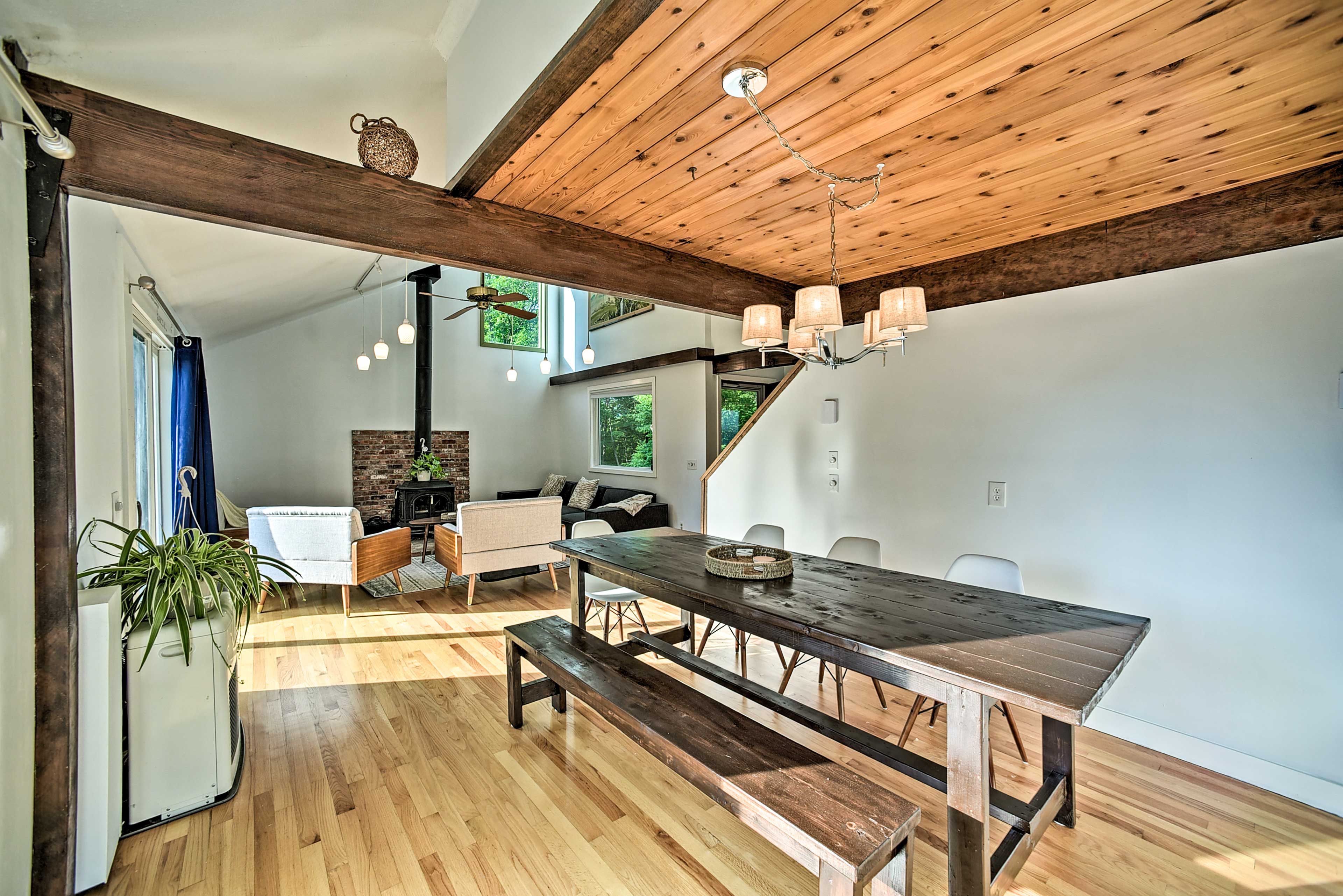 Dining Area | Free WiFi | Stairs Required for Access