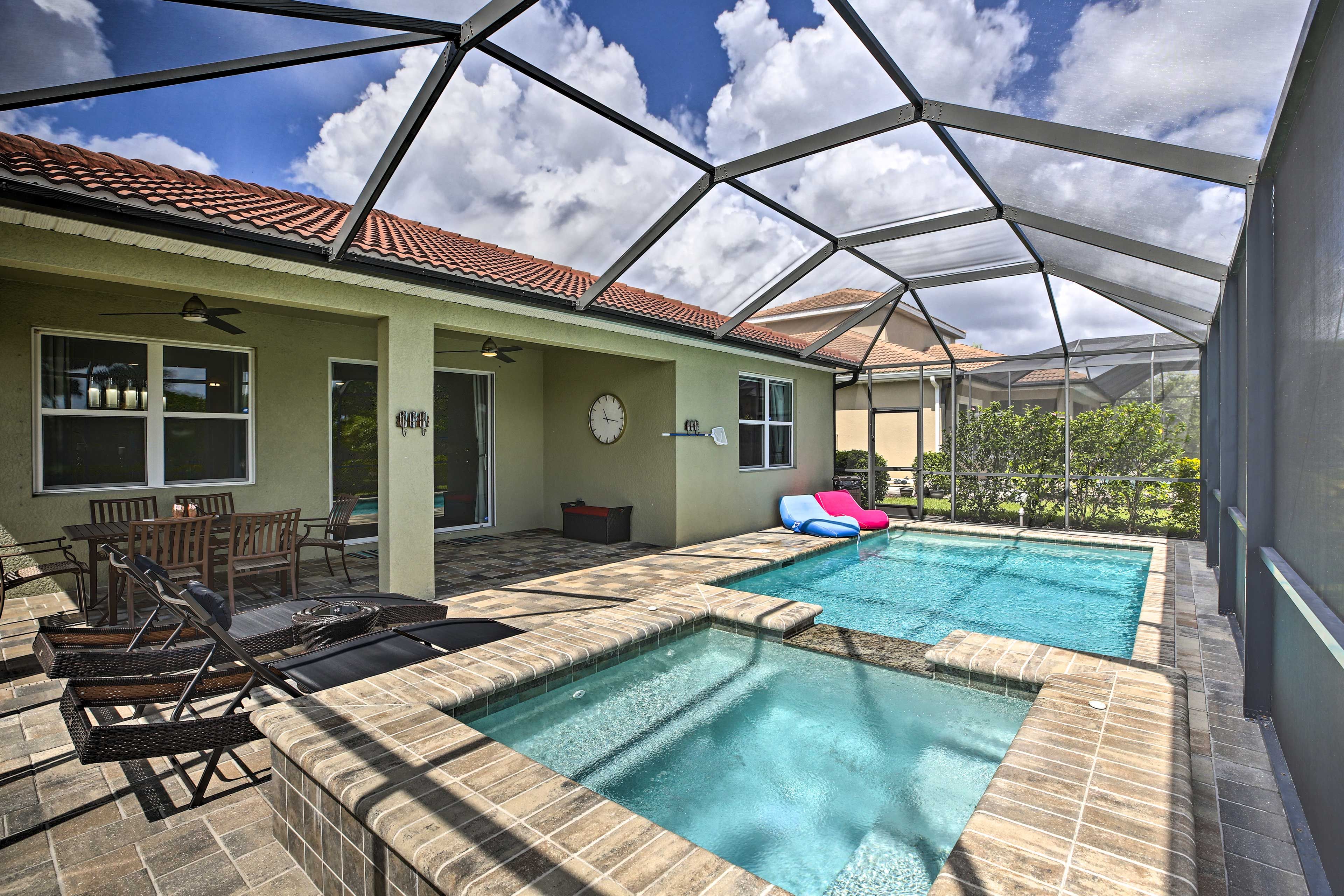 Screened Lanai | Pool (Depth 3' - 5')
