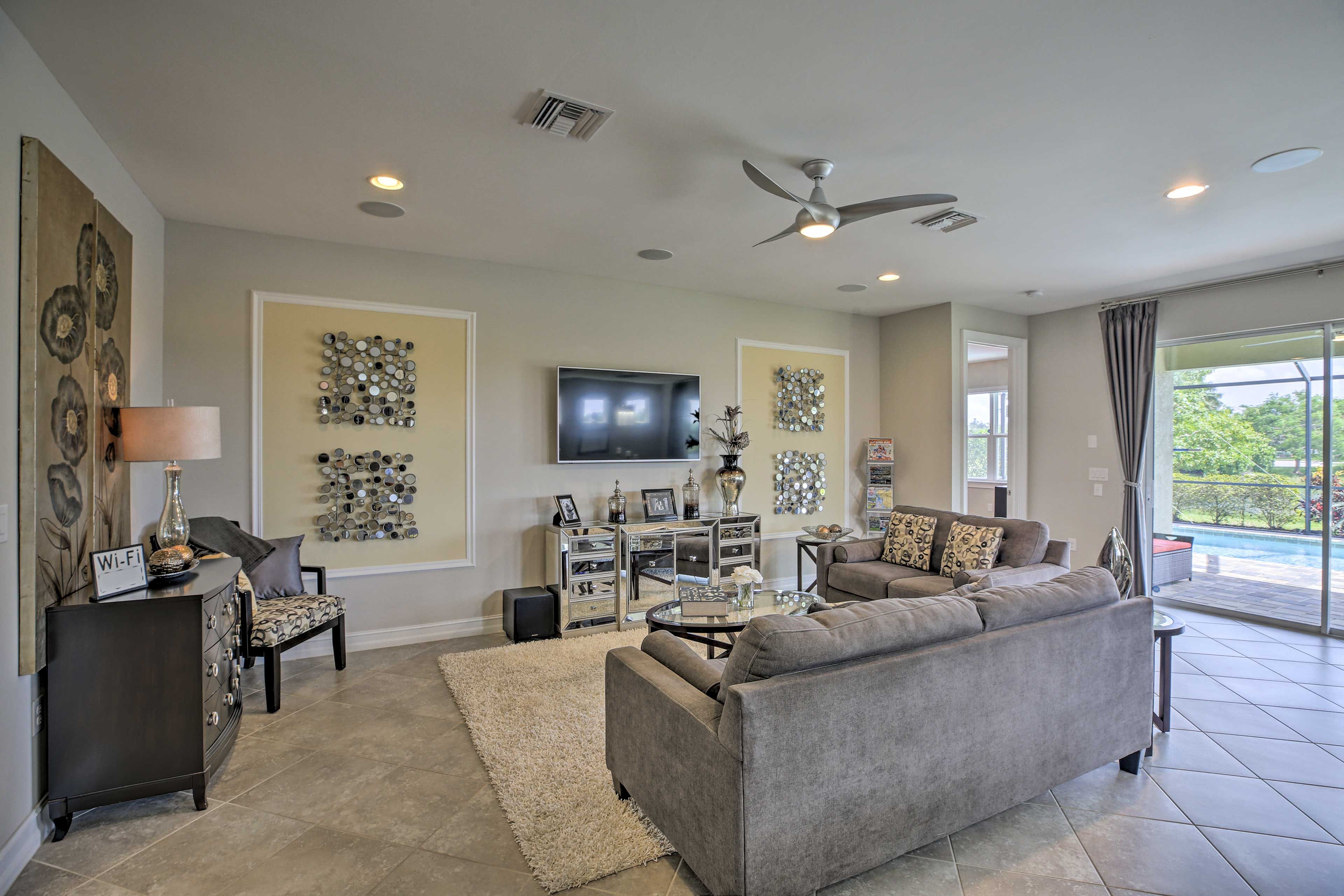 Living Room | Contemporary Decor