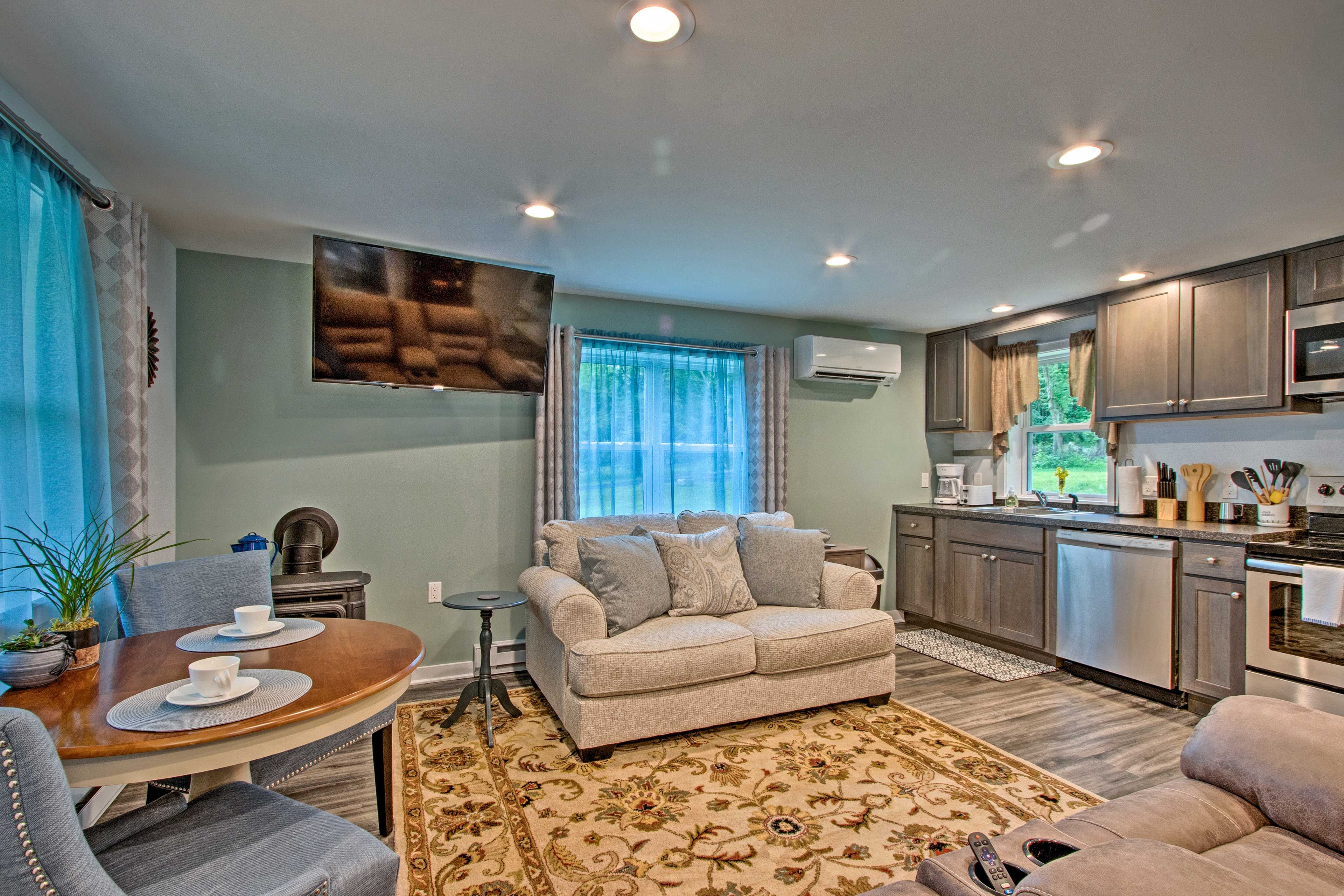 Dining Area | Ornamental Gas Stove | Dishware & Flatware