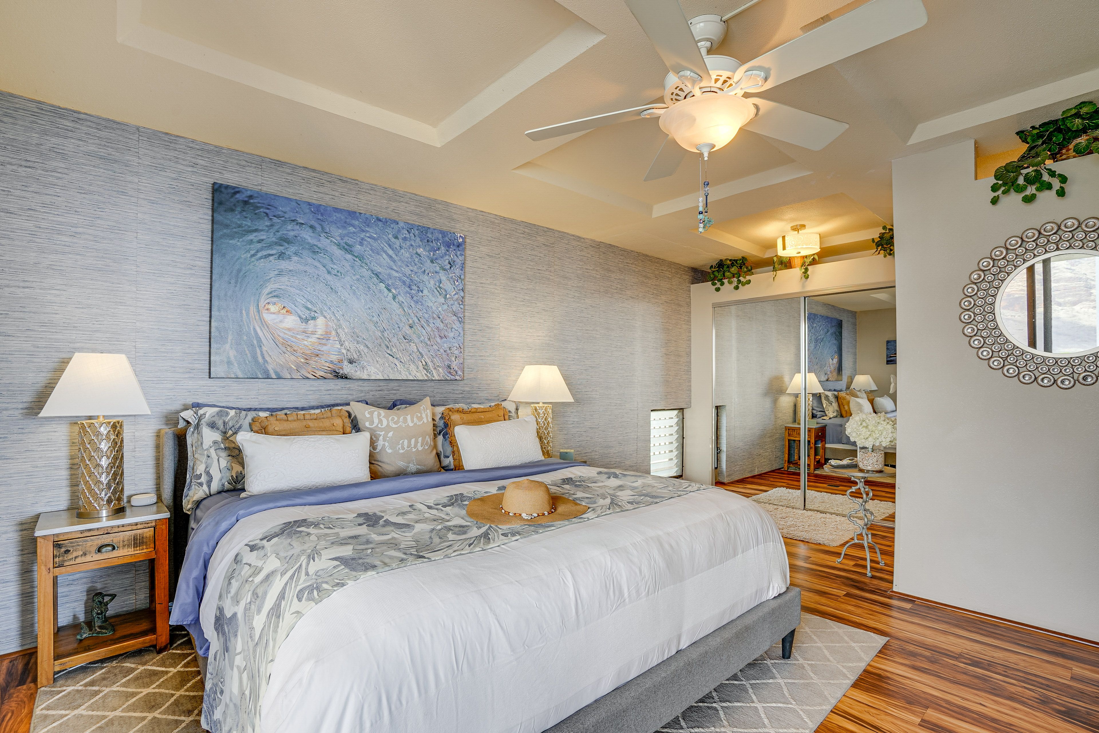 Bedroom | California King Bed | Linens Provided | Smart TV