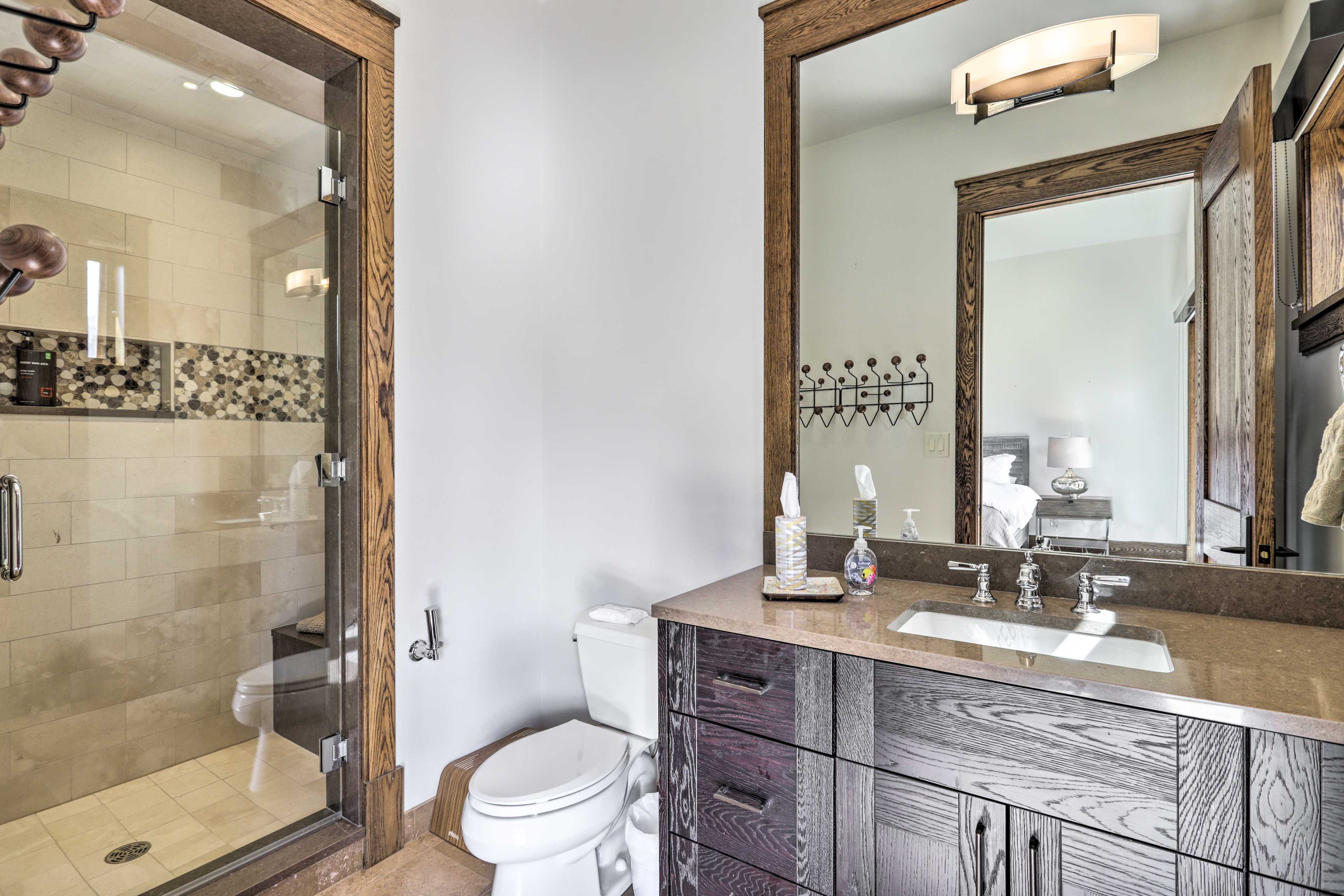 En-Suite Bathroom