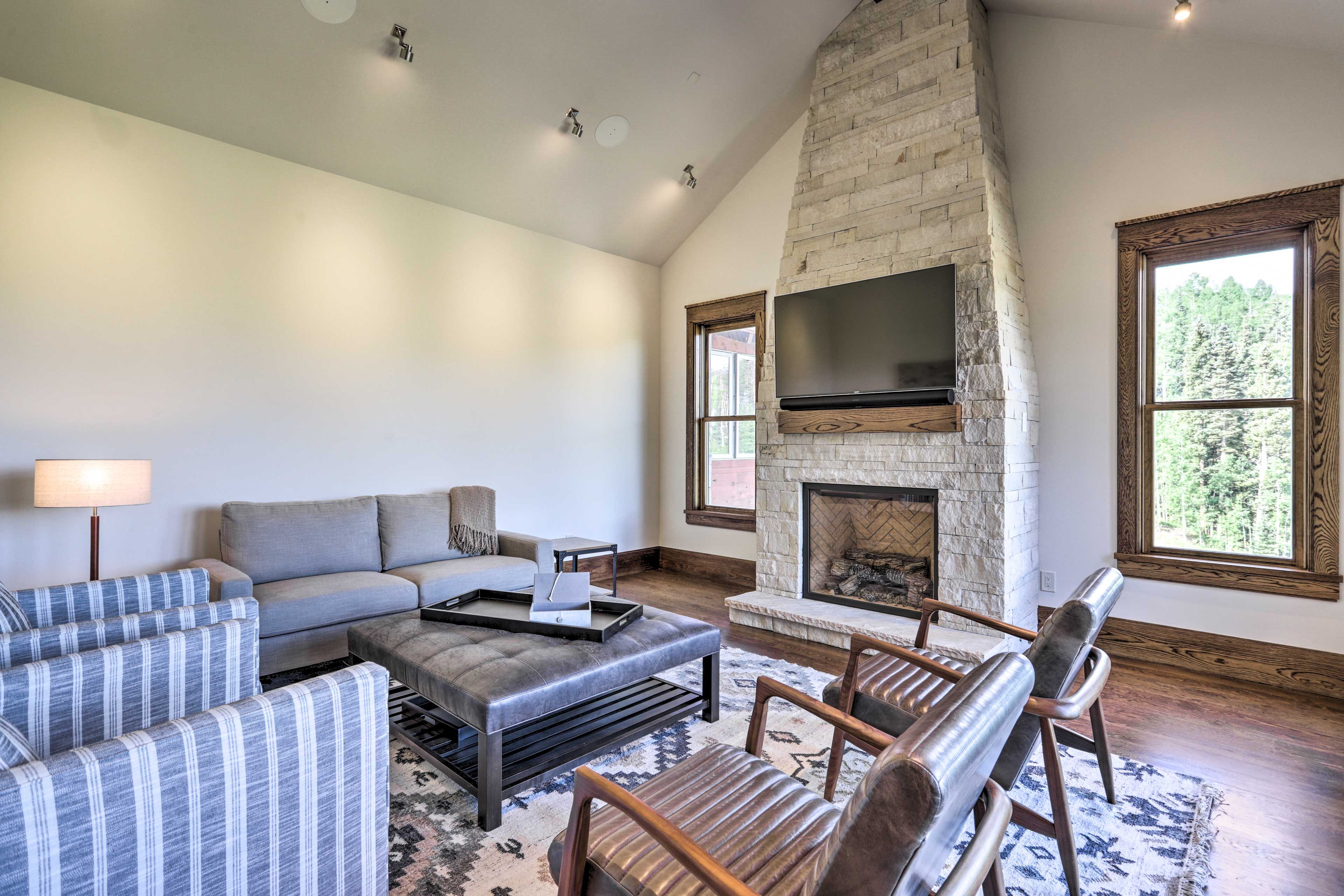 Living Room | Gas Fireplace | Smart TV | Step-Free Access via Elevator