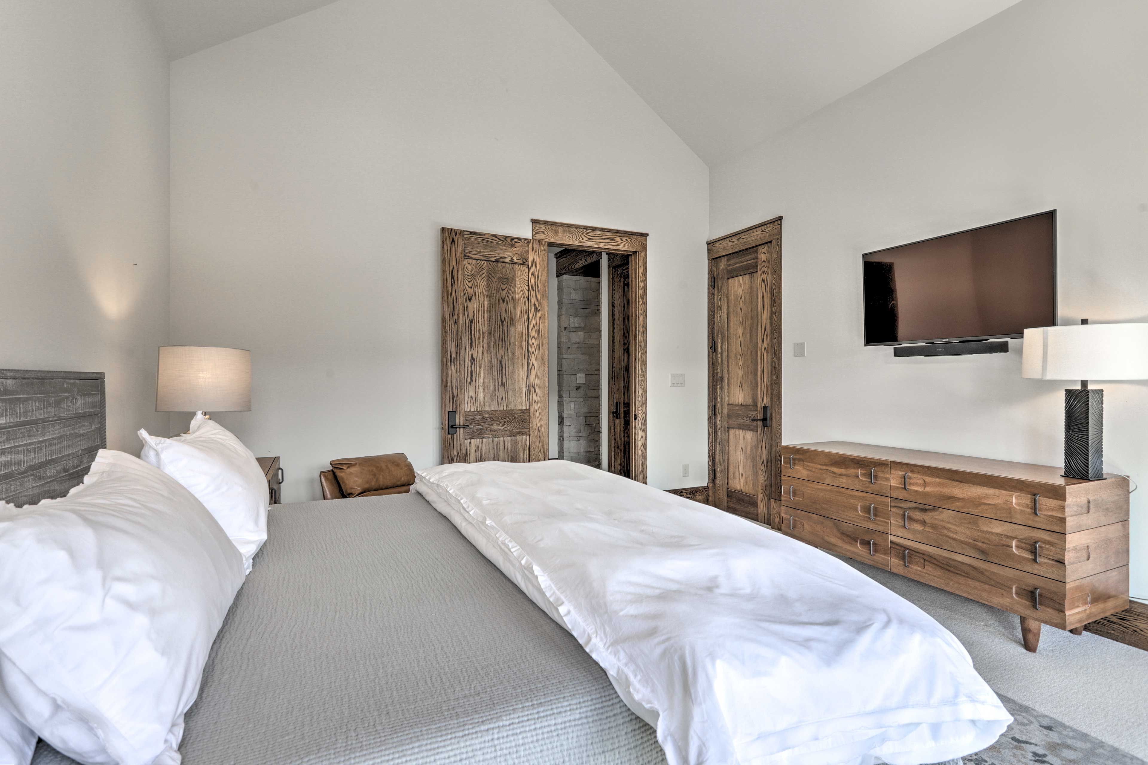 Bedroom 3 | Smart TV
