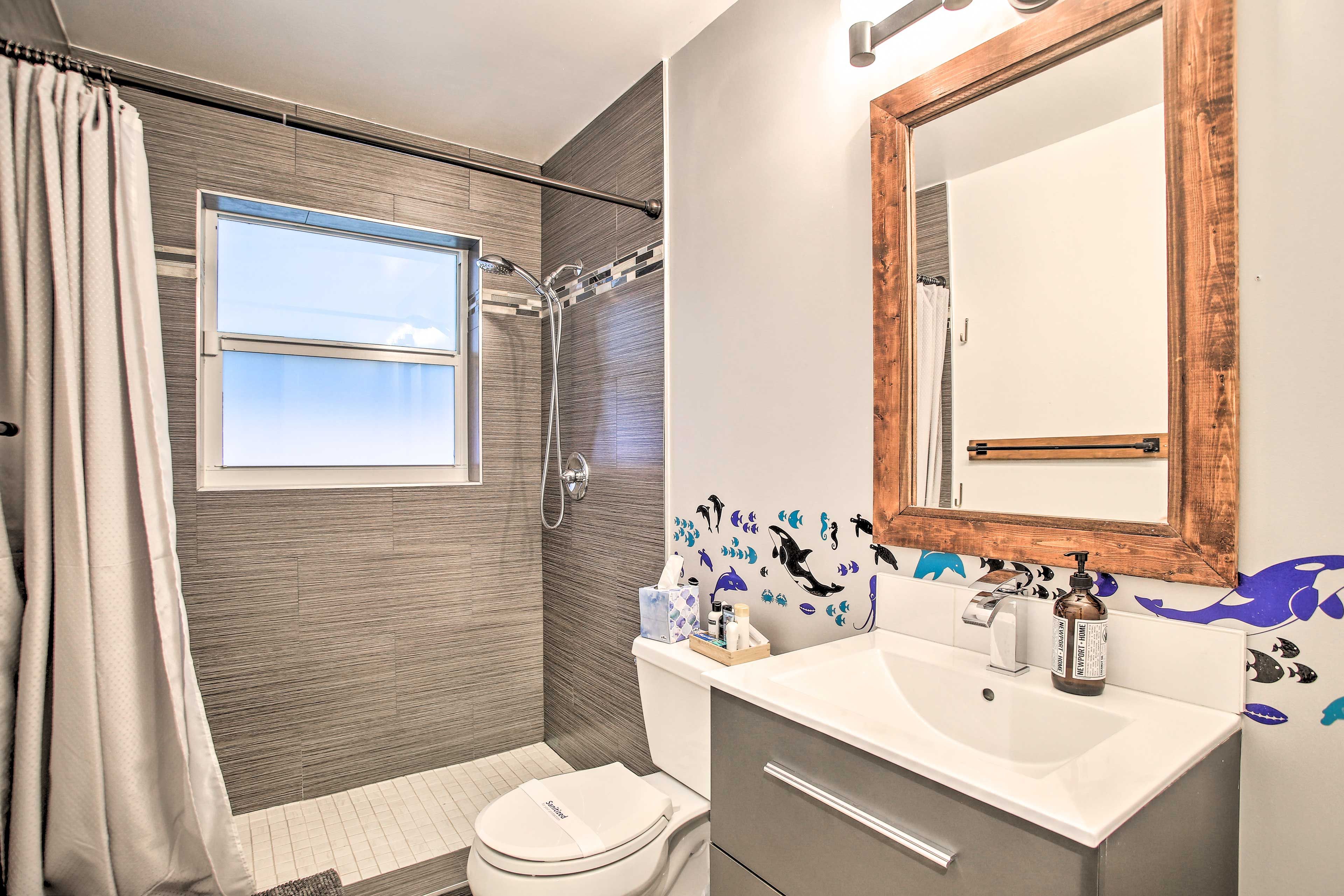 Full Bathroom