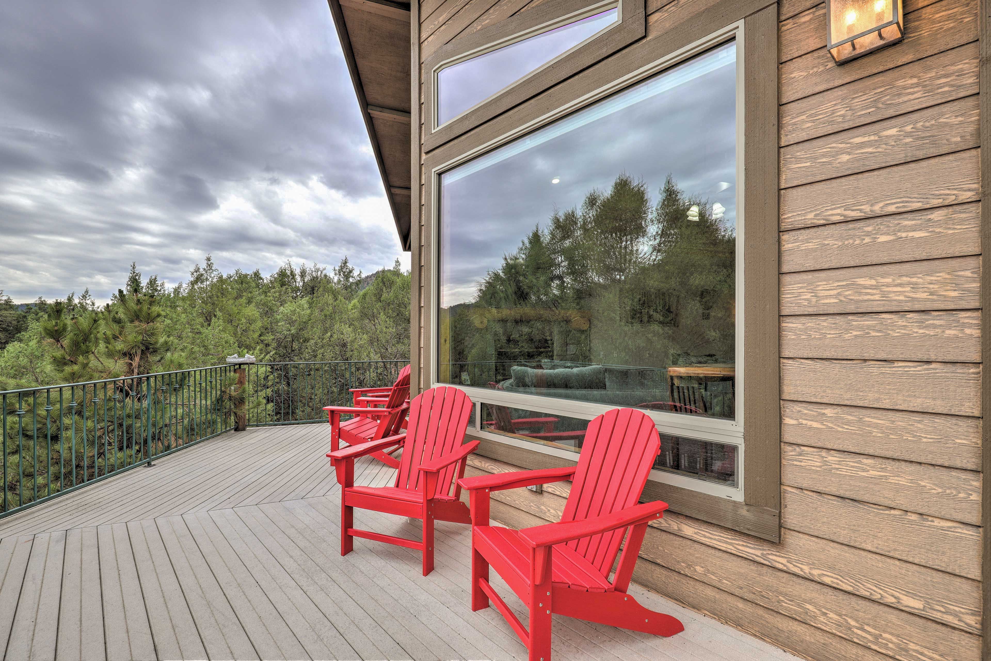 Wraparound Deck