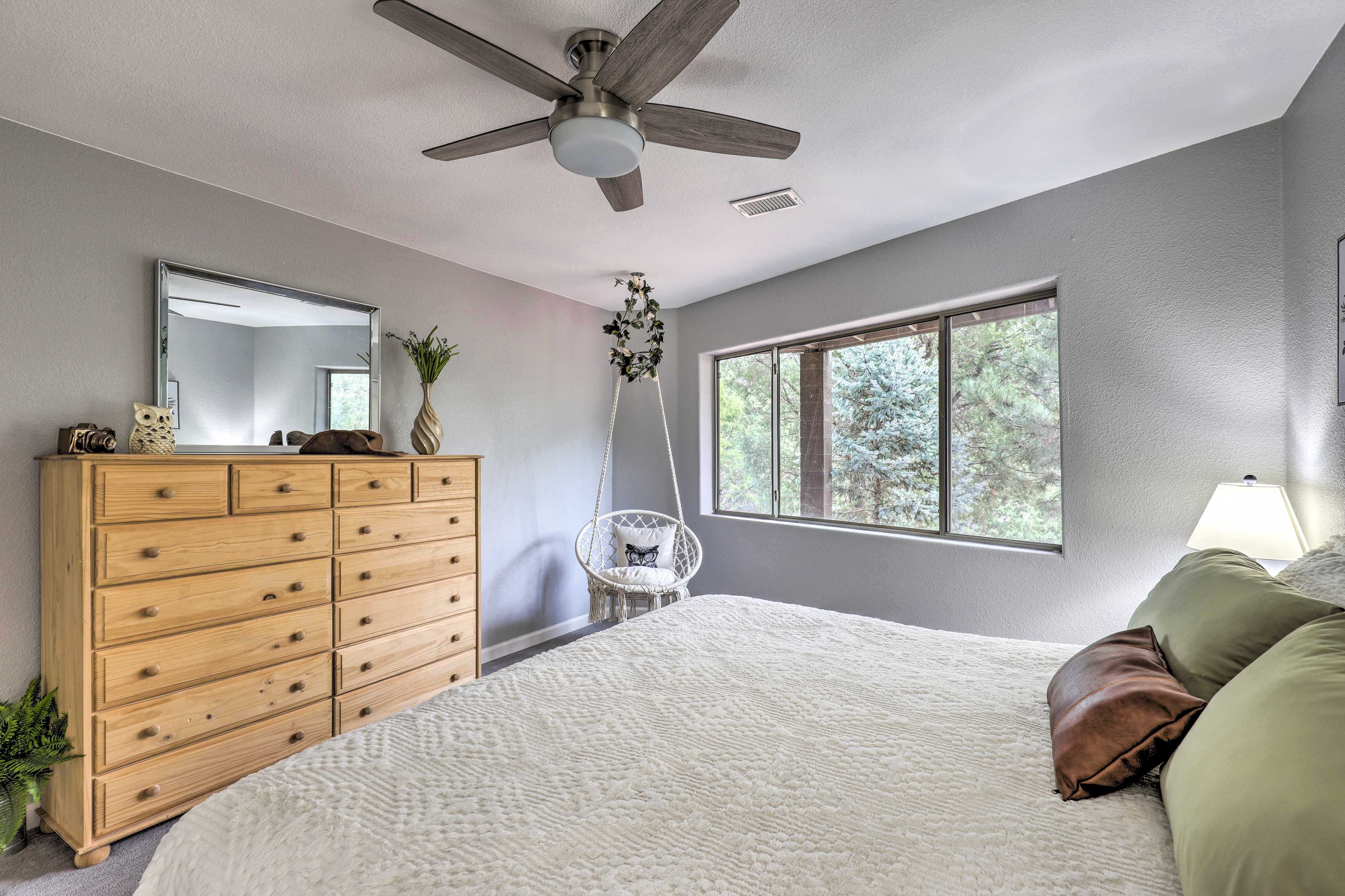 Bedroom 2 | Linens Provided