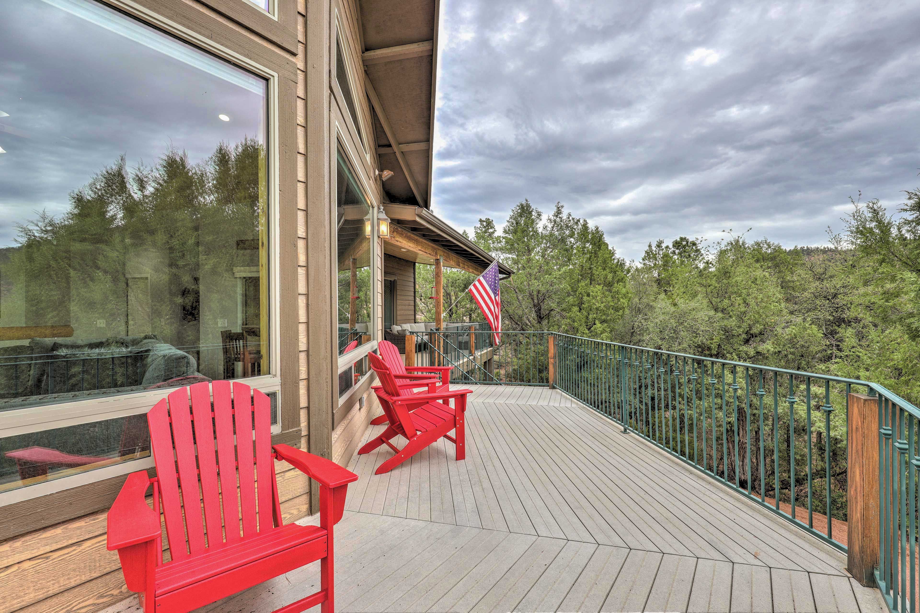 Wraparound Deck