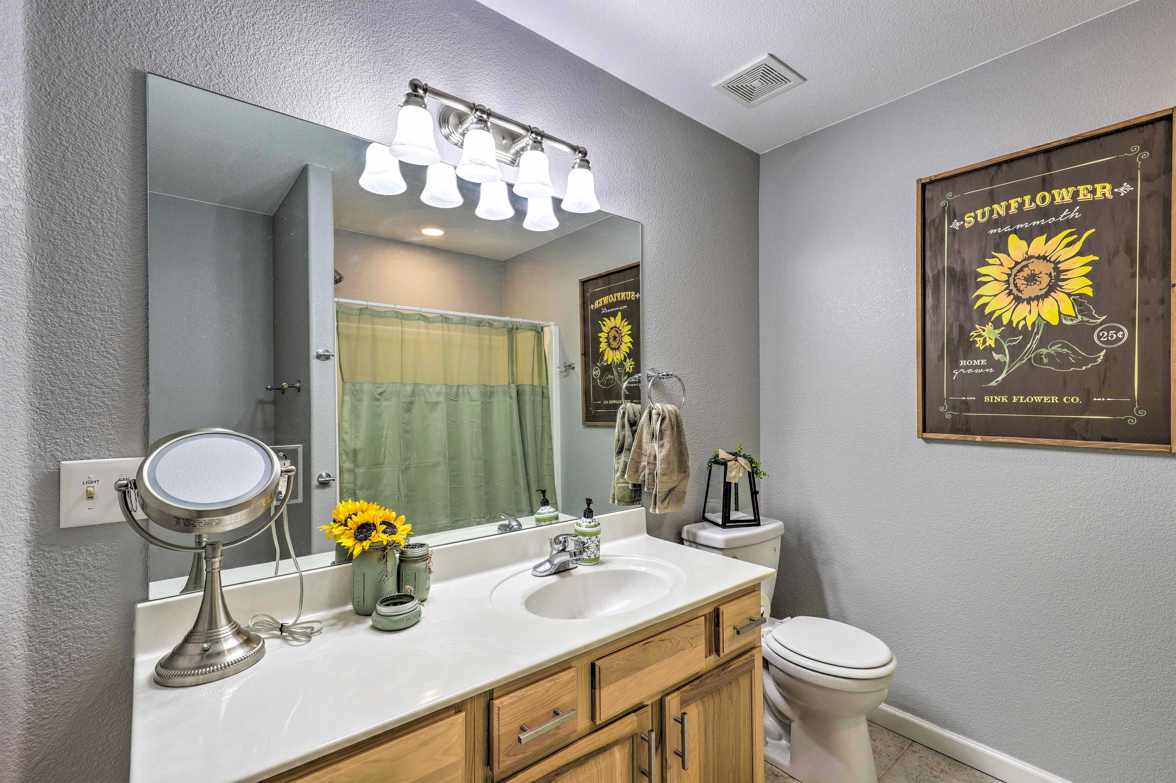 Full Bathroom | Lower Level