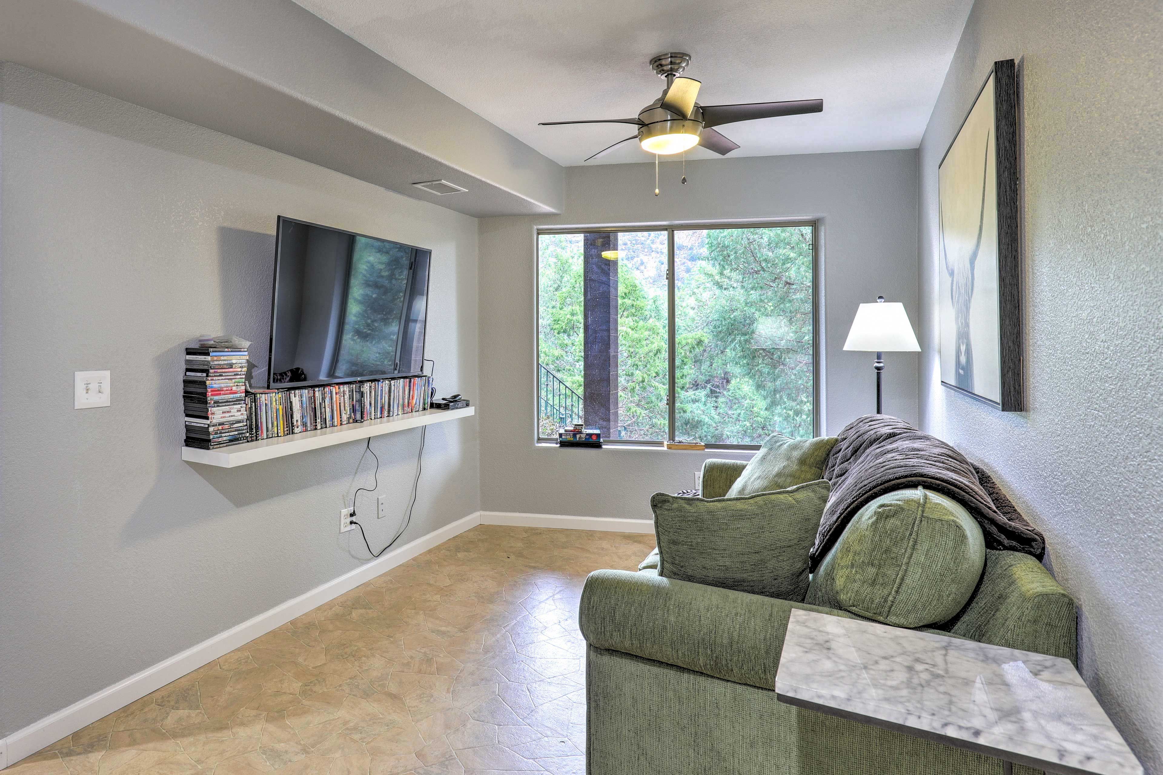 Family Room | Smart TV | DVD Player w/ Video Library