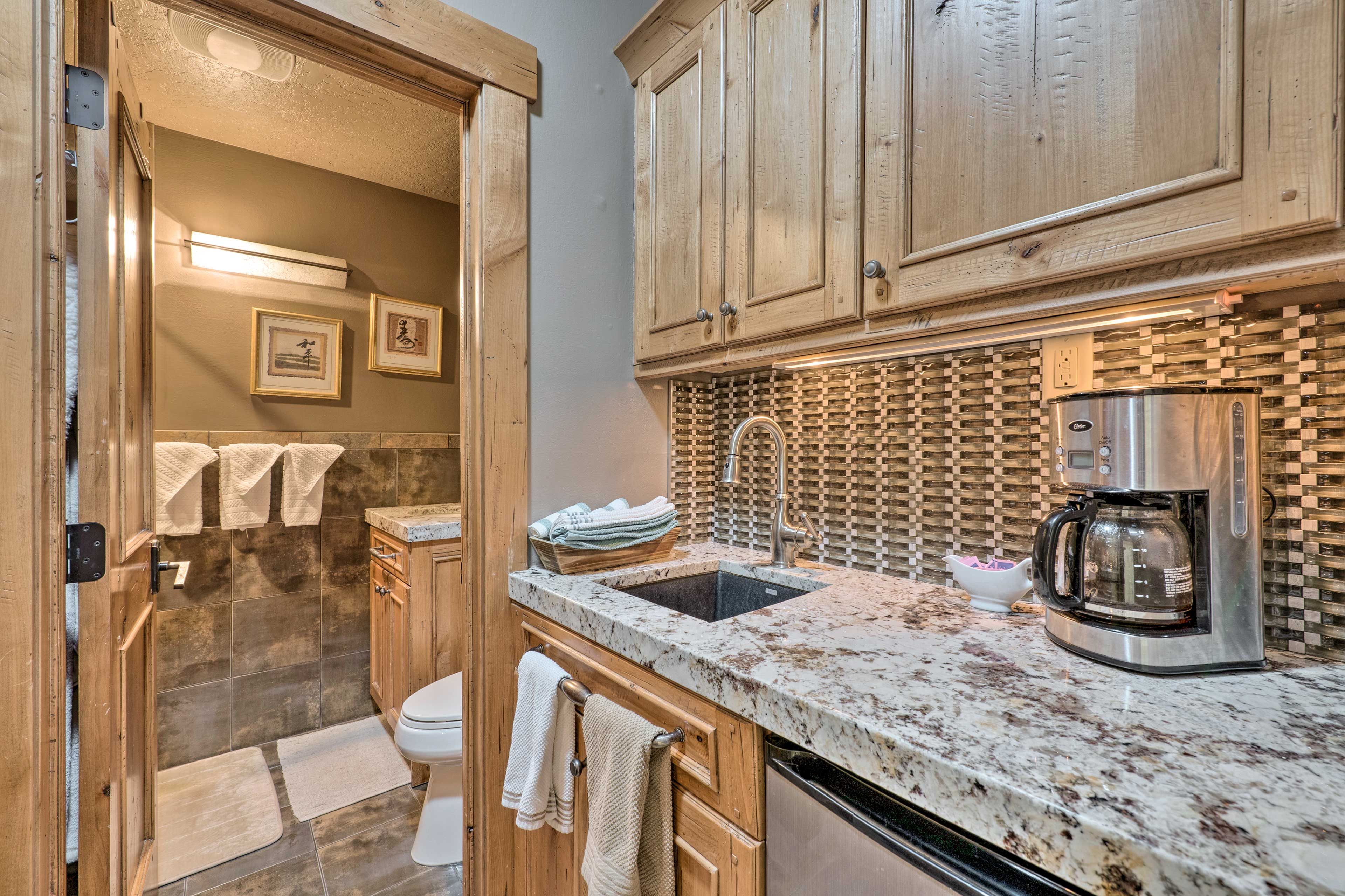 Well-Equipped Kitchenette