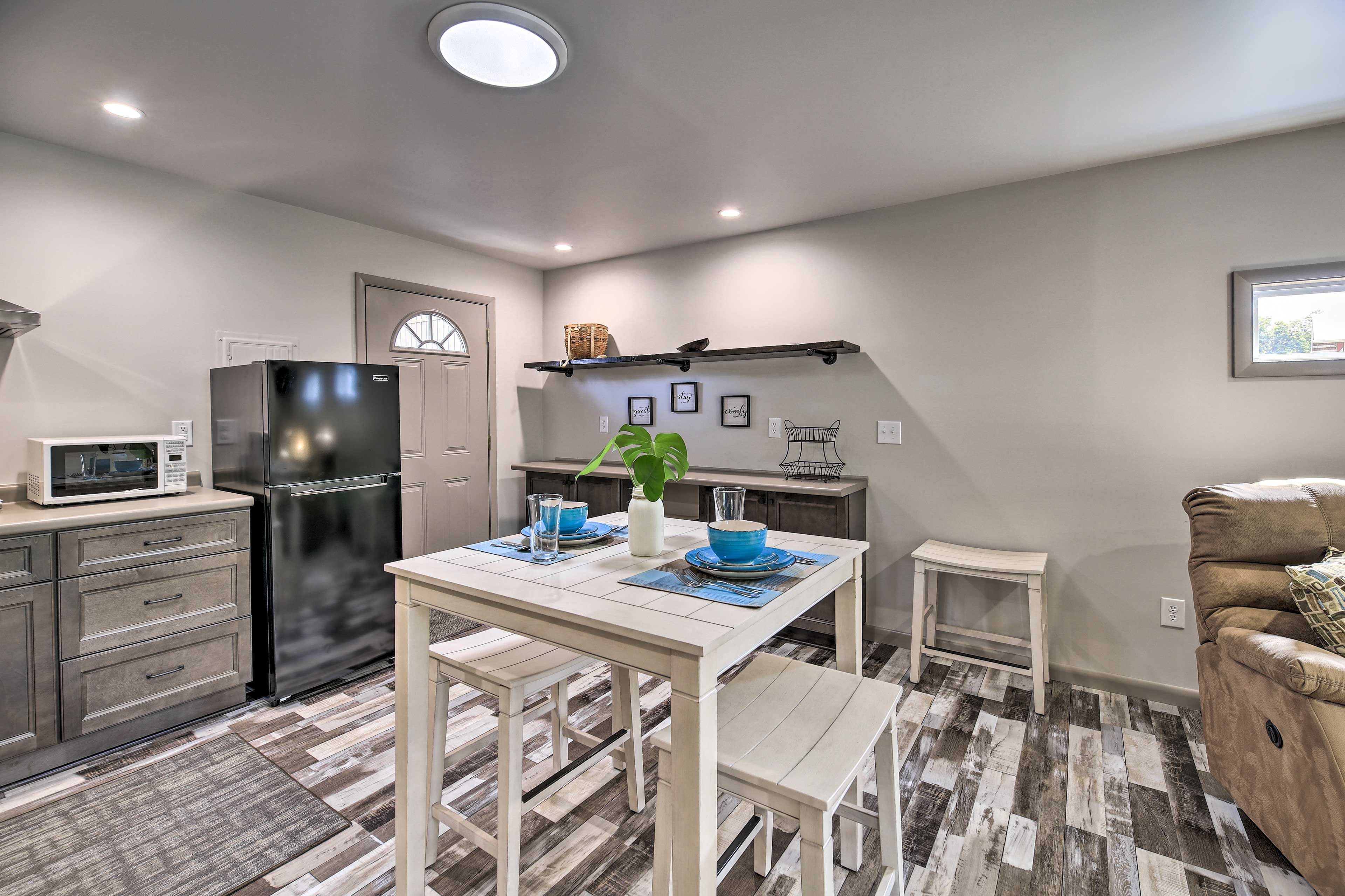 Dining Space | Dishware & Flatware